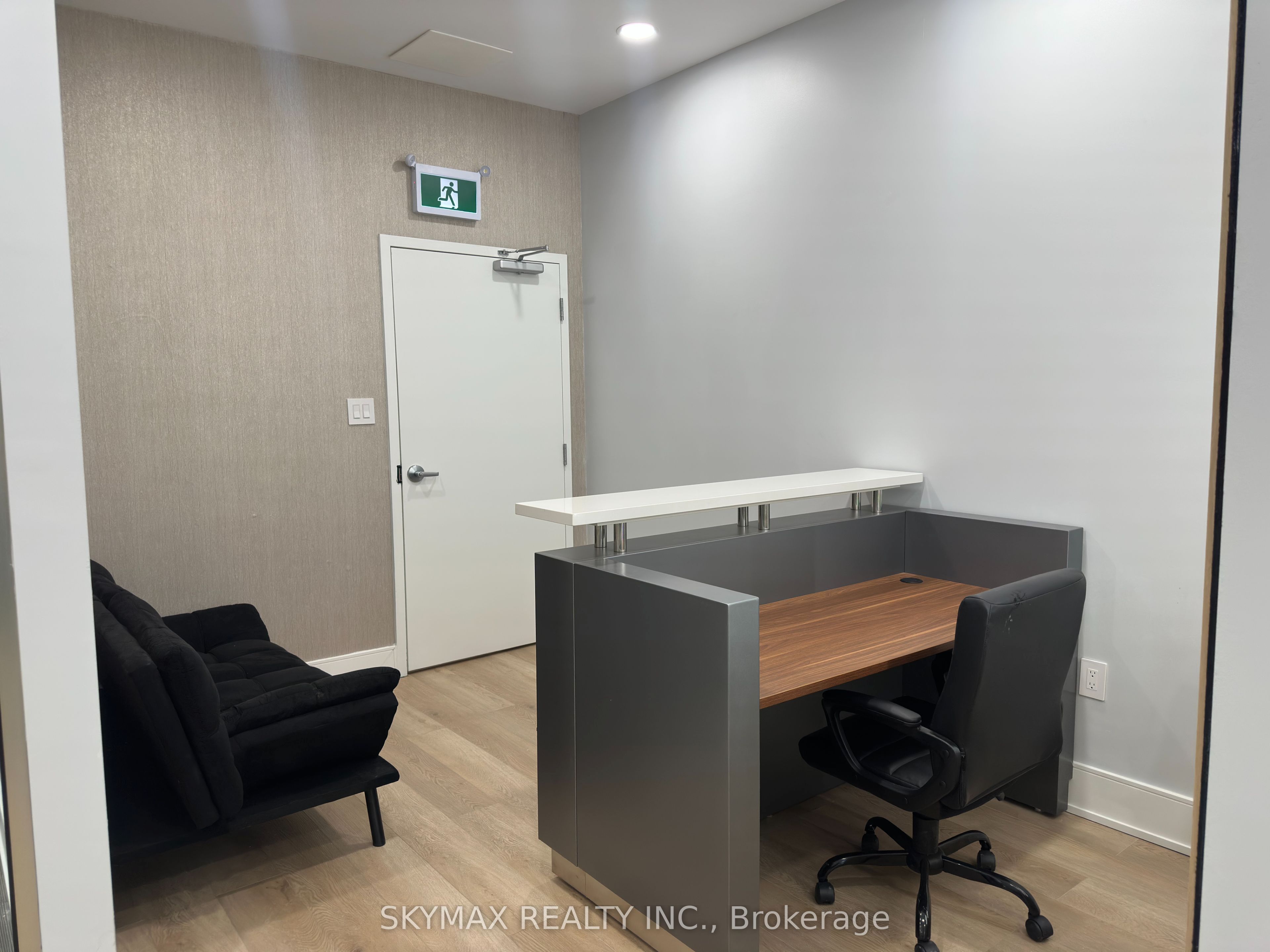 460 Hespeler Road H210 Property Photo 3