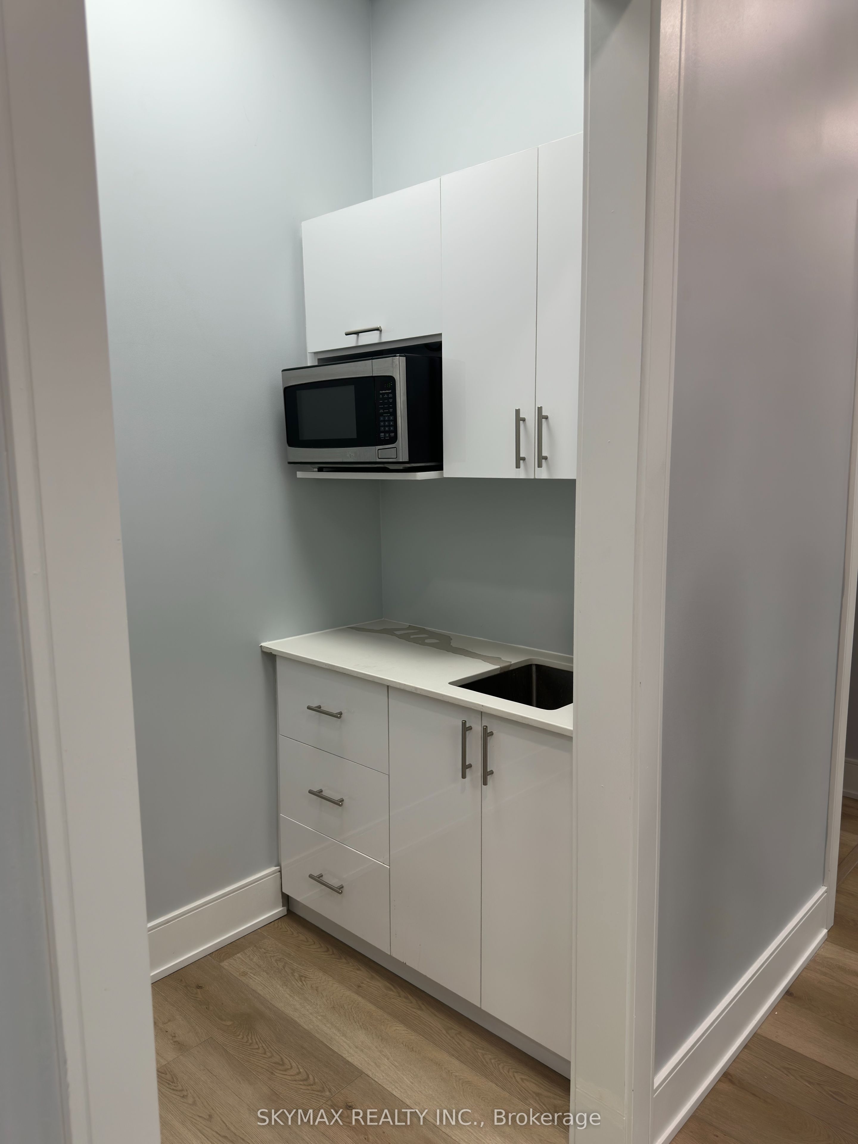 460 Hespeler Road H210 Property Photo 11