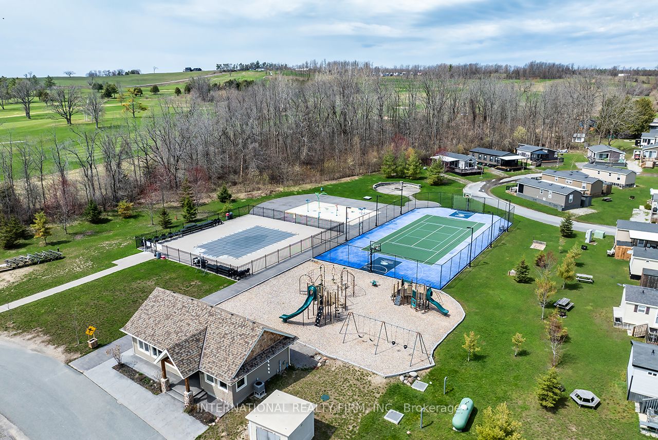 34 Glen Abbey 1235 Villiers Line Property Photo 18