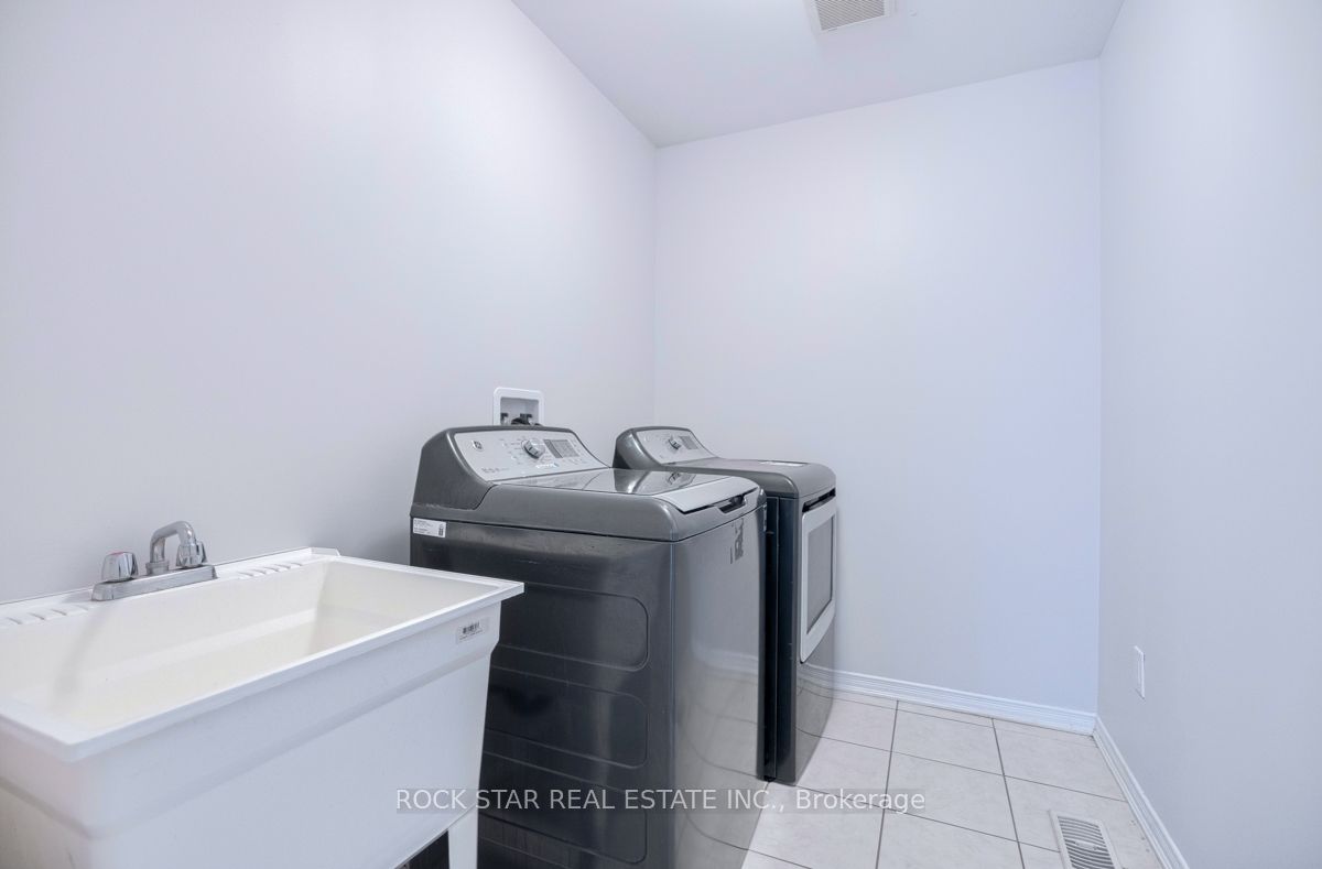 331 Dolman Street Property Photo 31