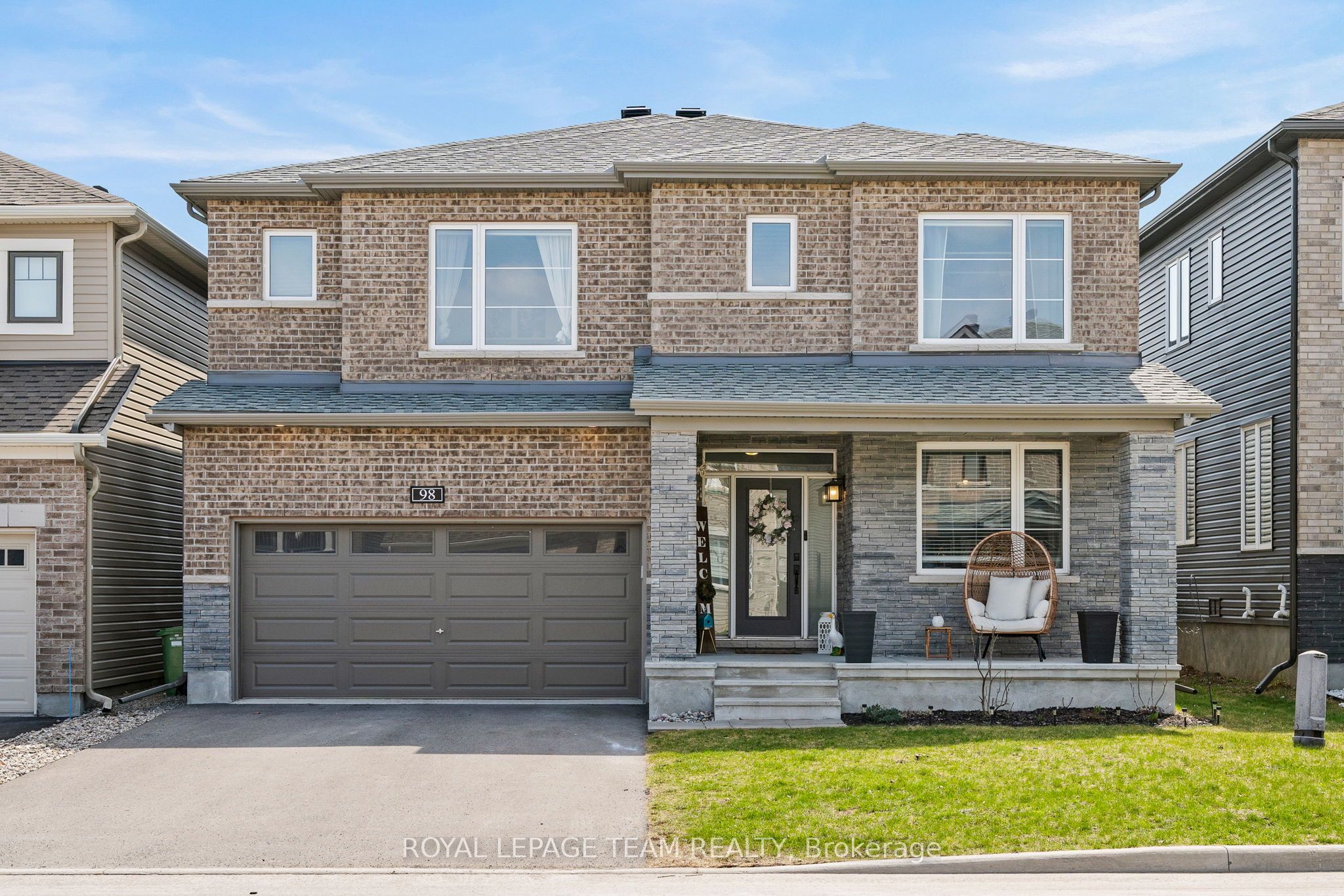 98 RALPH ERFLE Way Property Photo 1