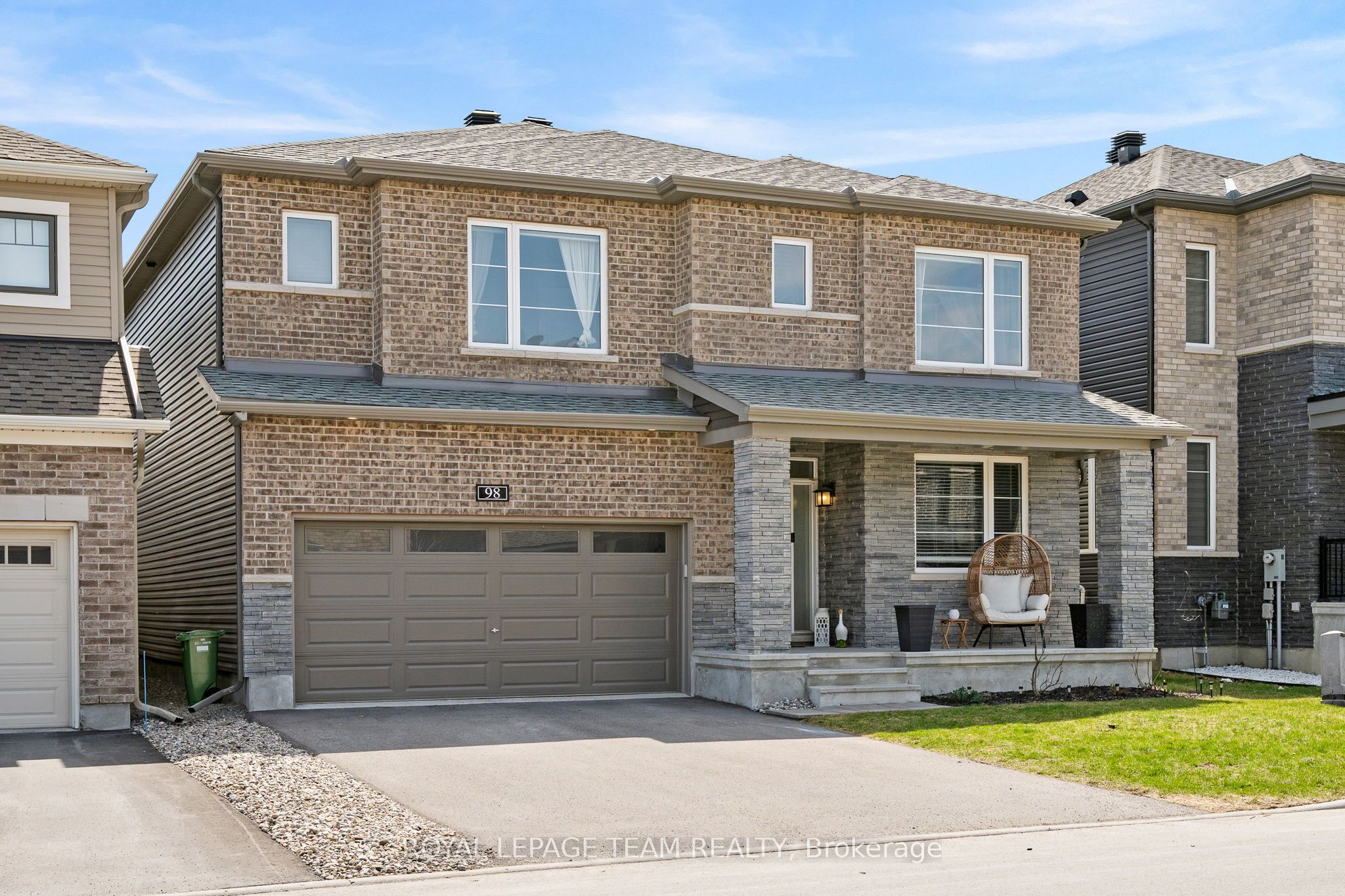 98 Ralph Erfle Way Property Photo 2