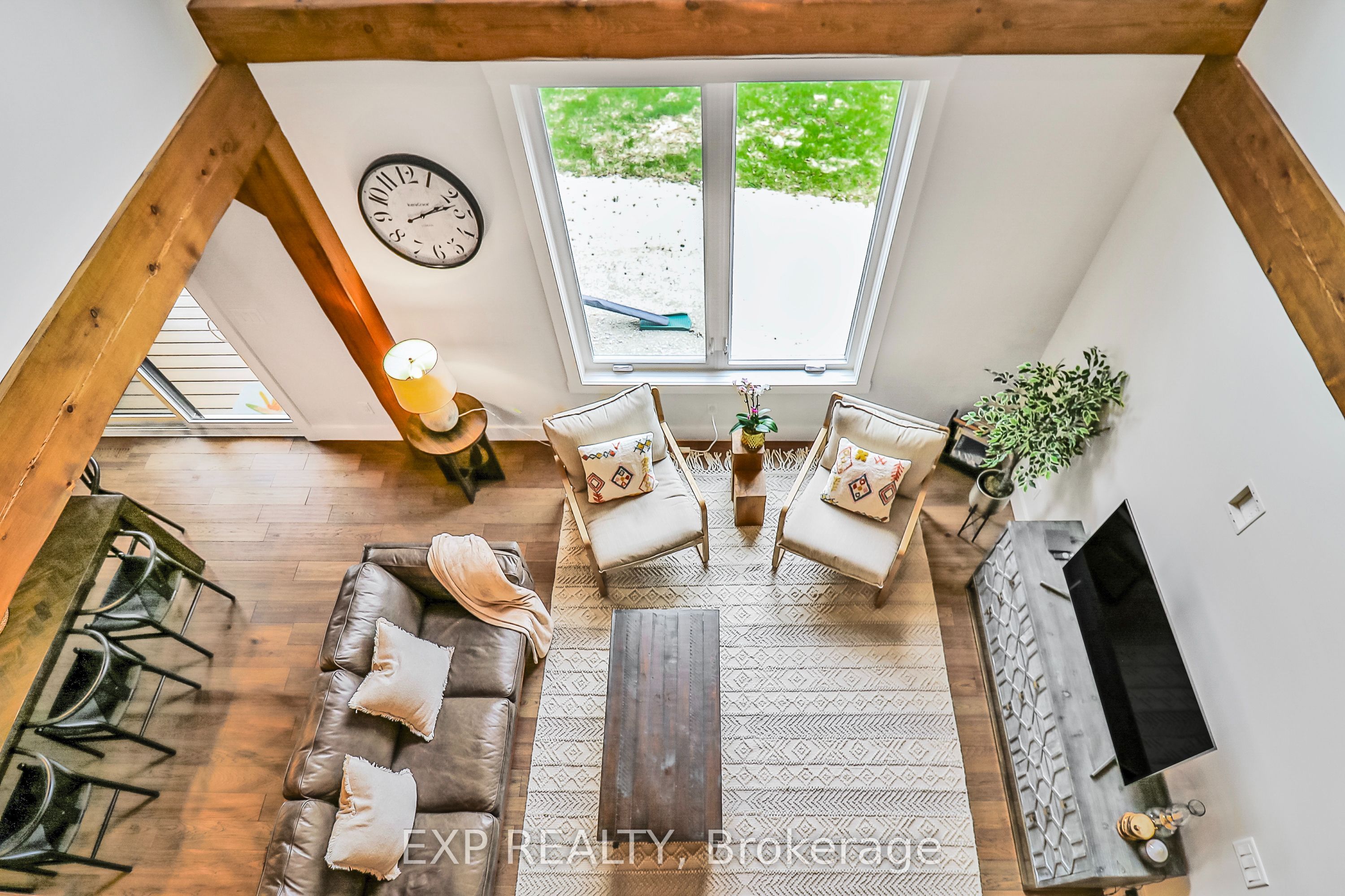 155 Delphi Lane Property Photo 10