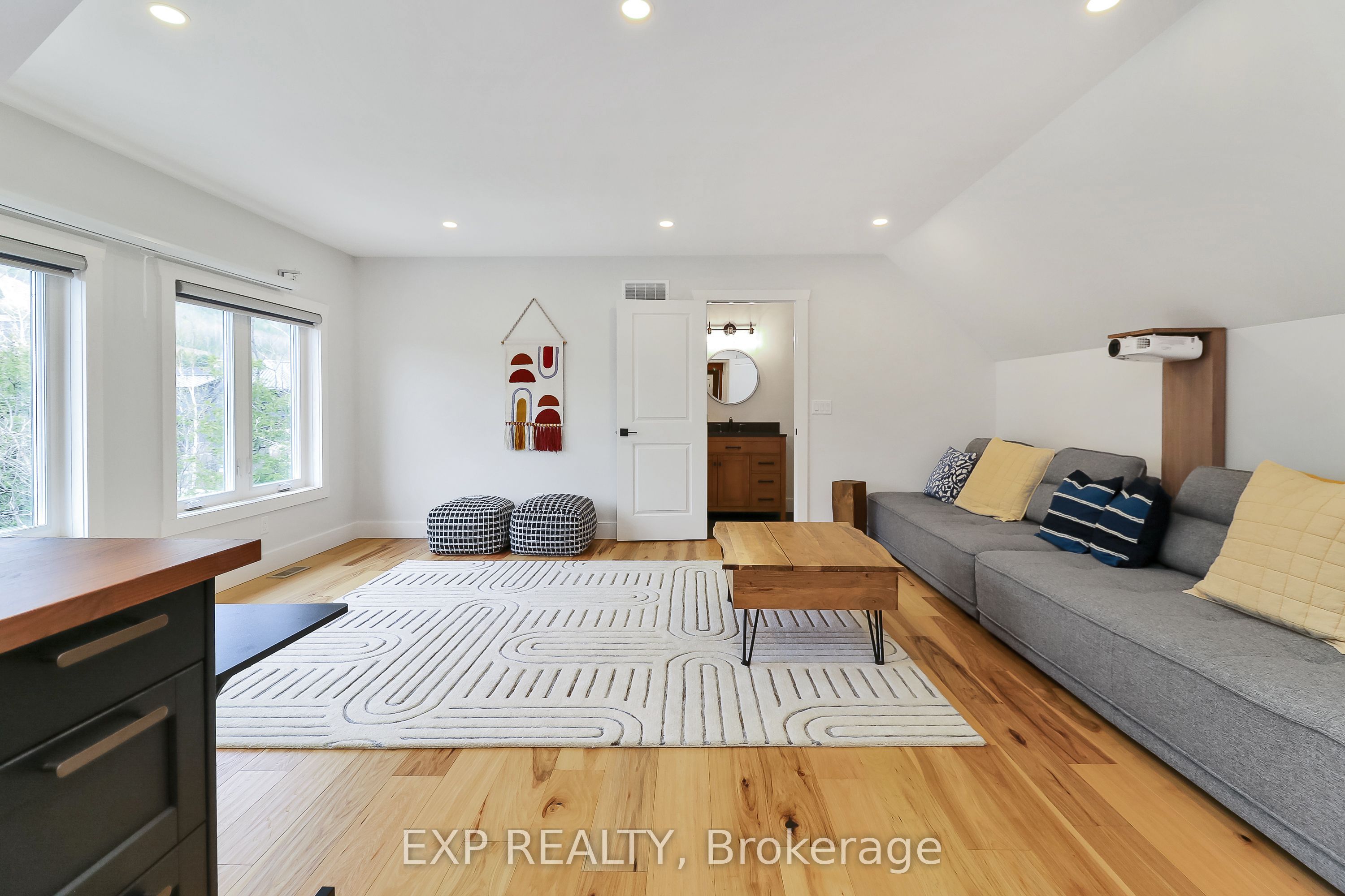 155 Delphi Lane Property Photo 15