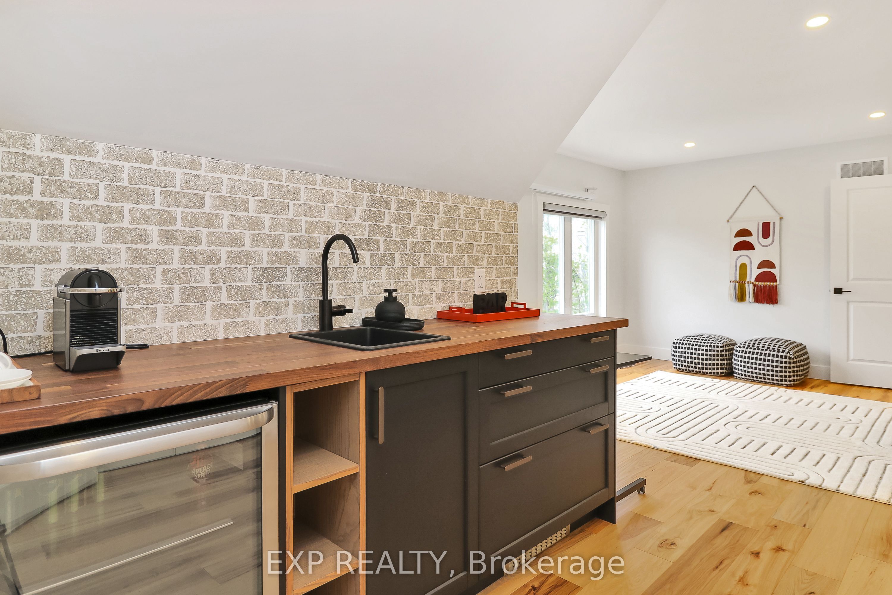 155 Delphi Lane Property Photo 17