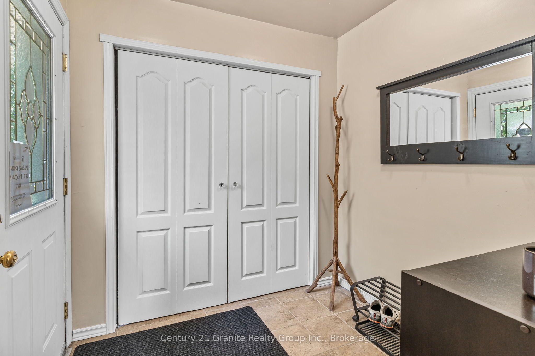 1037 Kernohan Farm Trail Property Photo 4