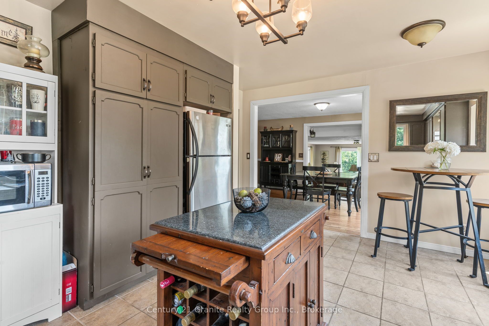 1037 Kernohan Farm Trail Property Photo 9
