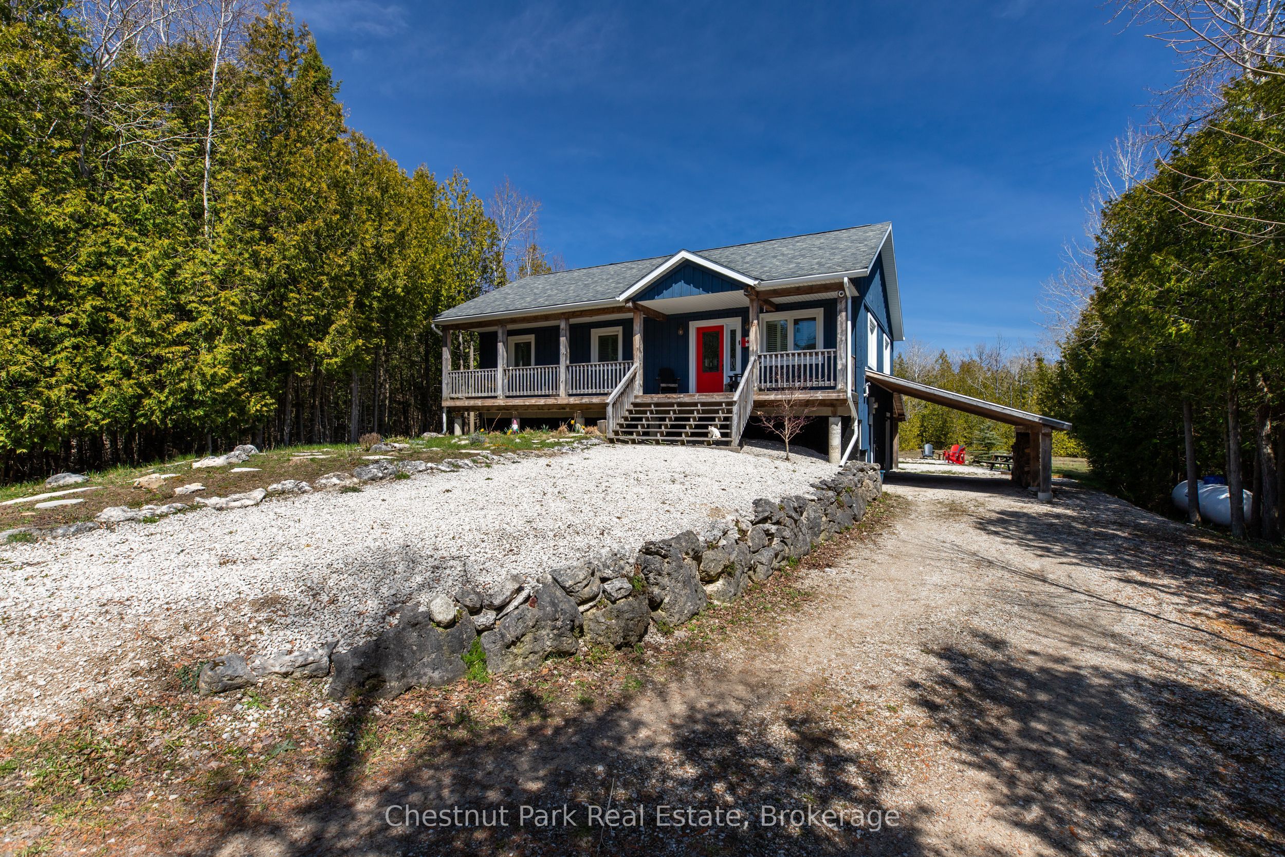 4576 Highway 6 Property Photo 1