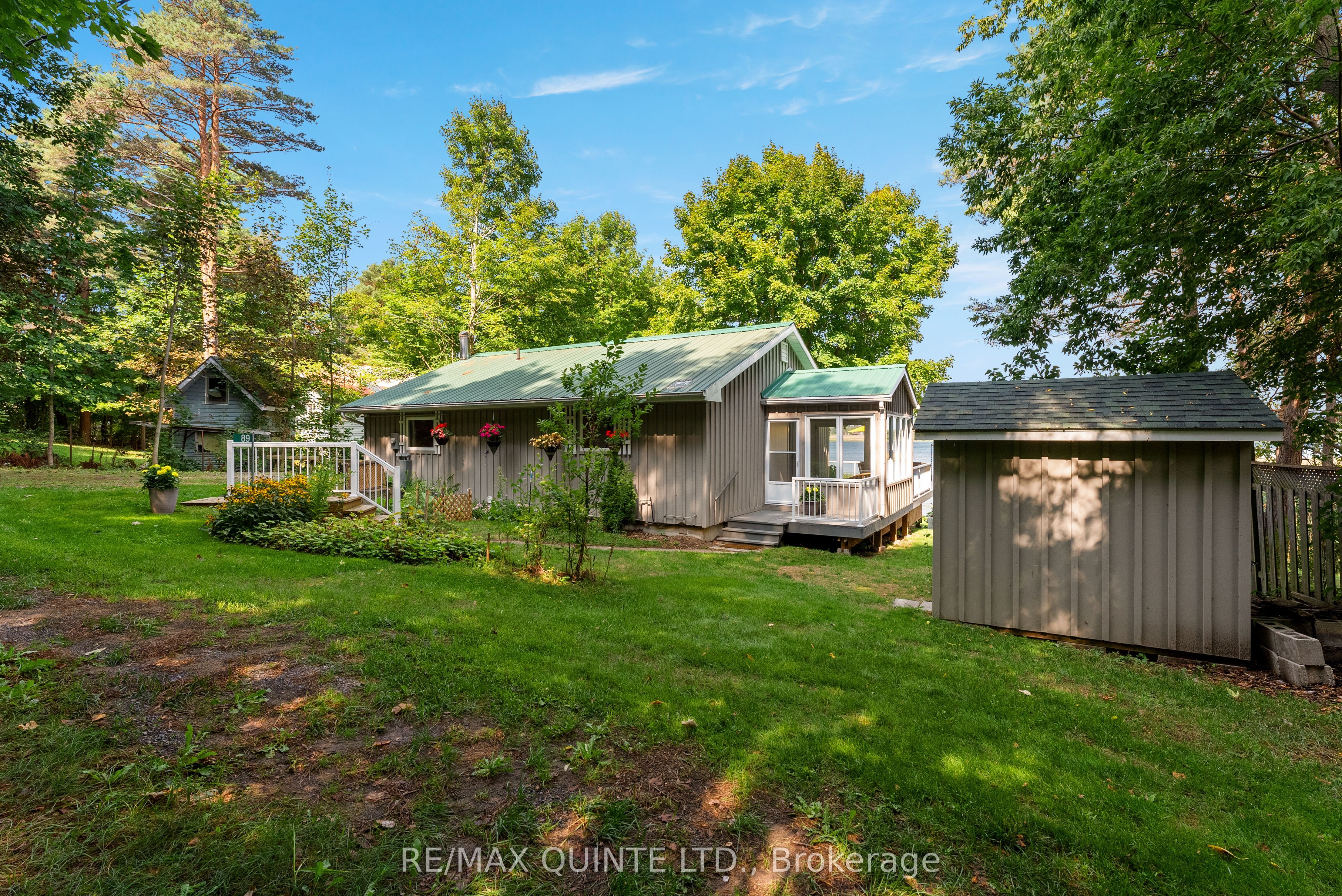 89 Curry Lane Property Photo 6