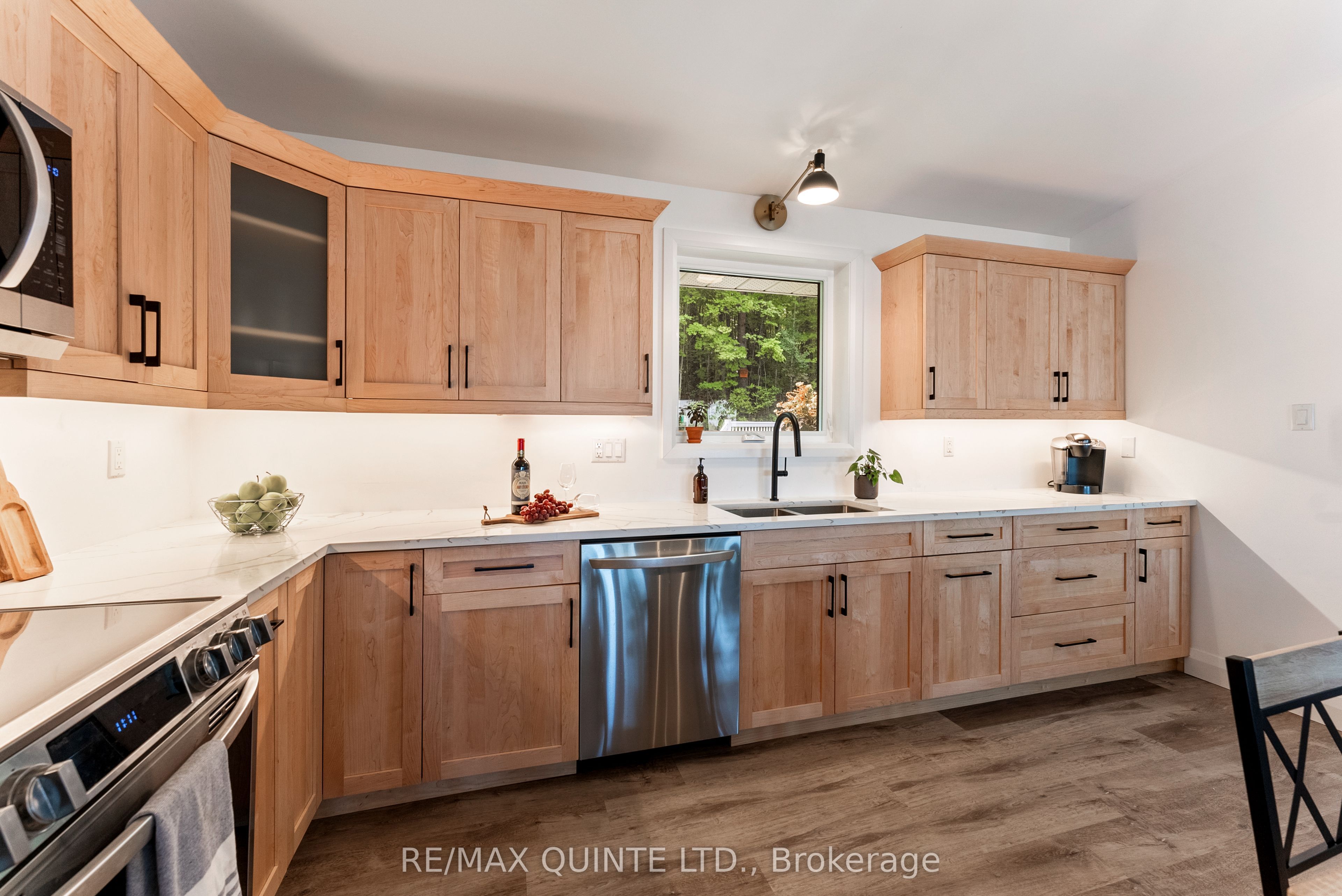 89 Curry Lane Property Photo 16