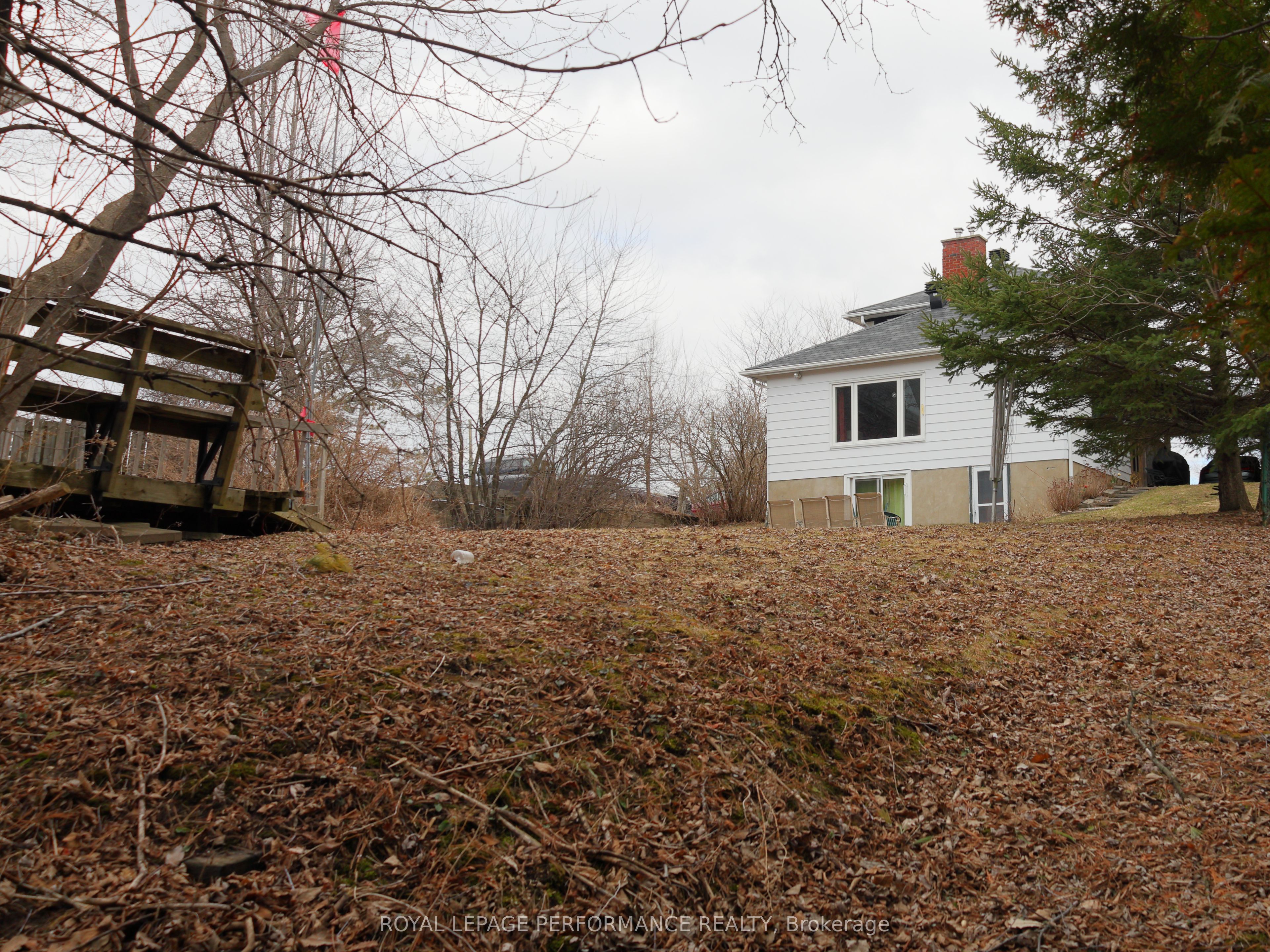 2478 Cleroux Crescent Property Photo 6