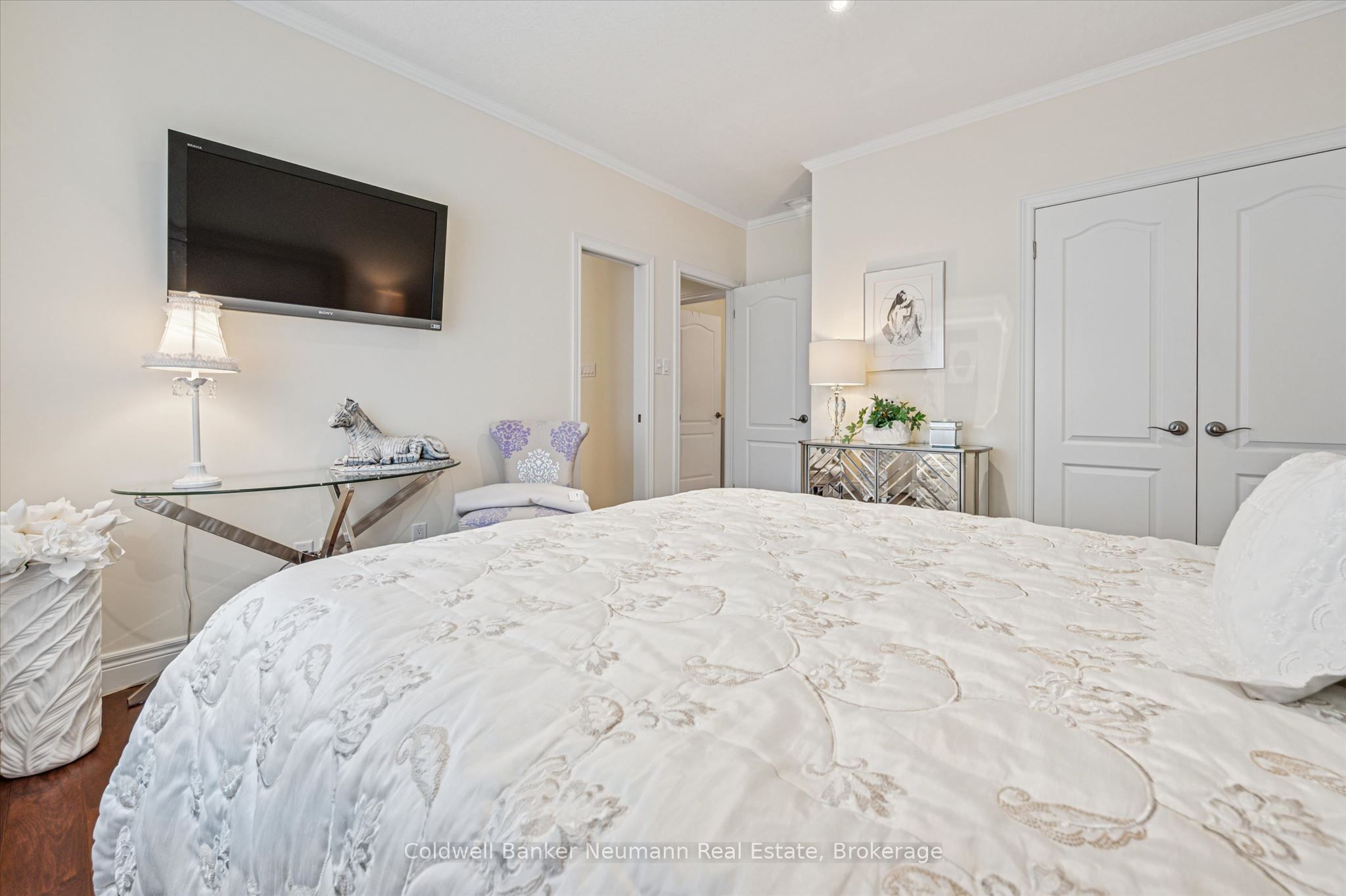255 Summerfield Drive 20 Property Photo 29