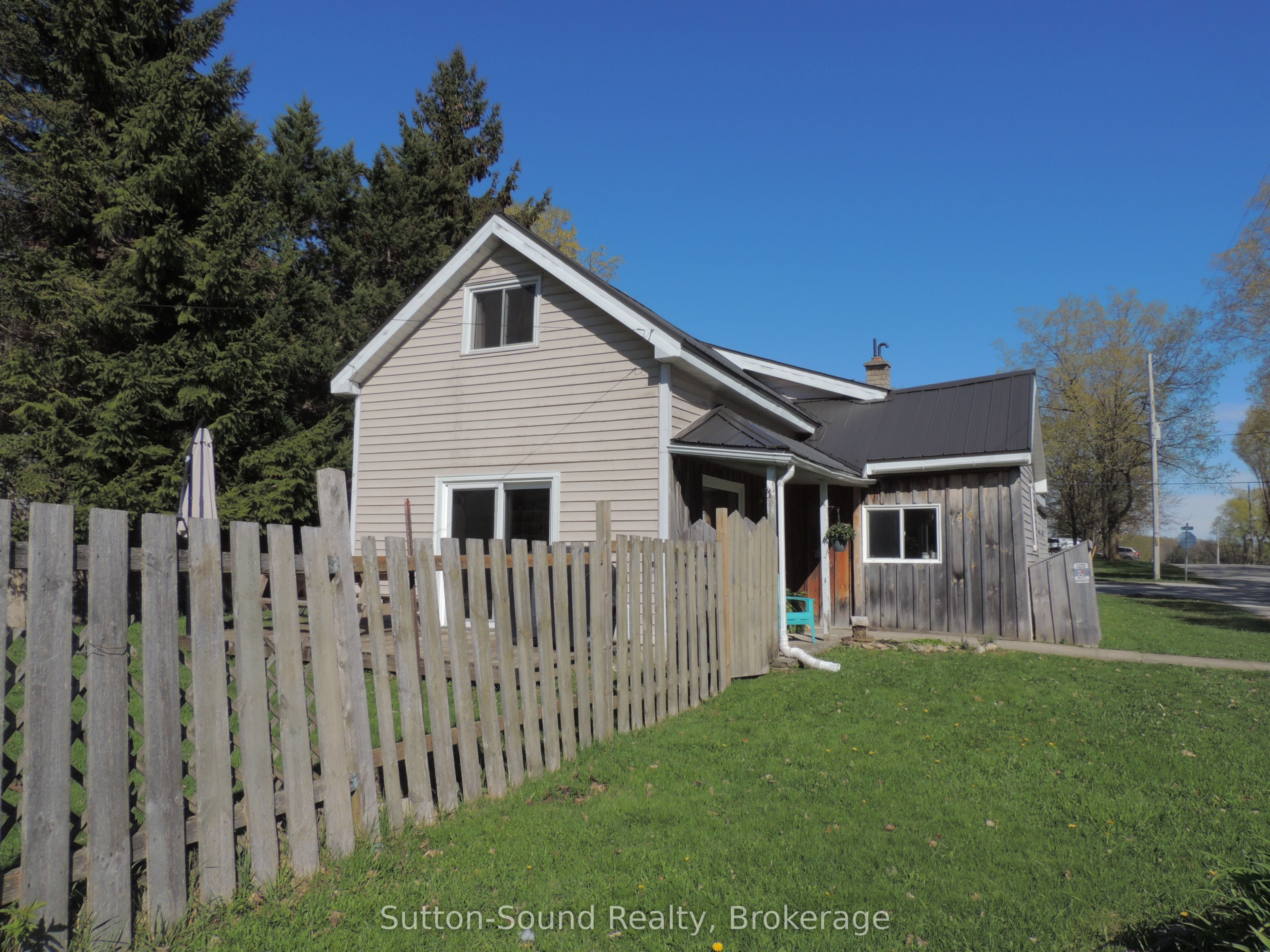 34 Main Street Property Photo 1