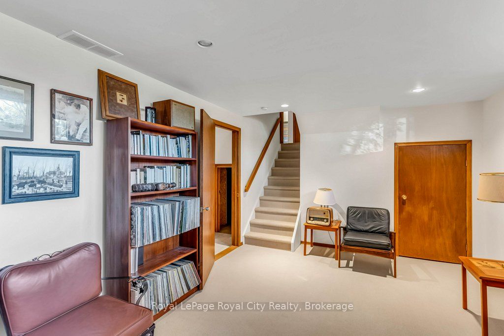 40 Keats Crescent Property Photo 26