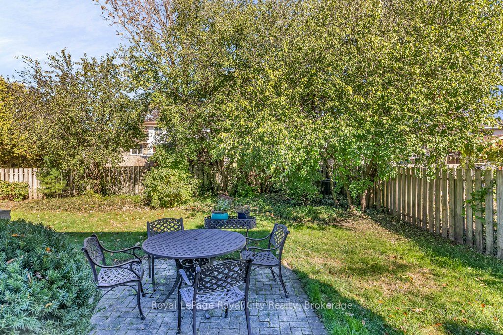 40 Keats Crescent Property Photo 41