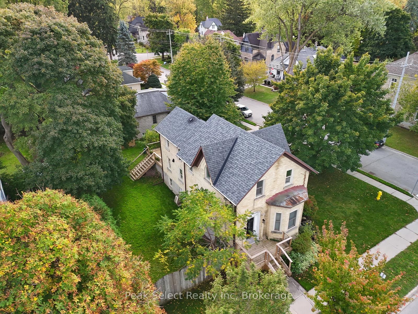 382 Queen Street E Property Photo 1