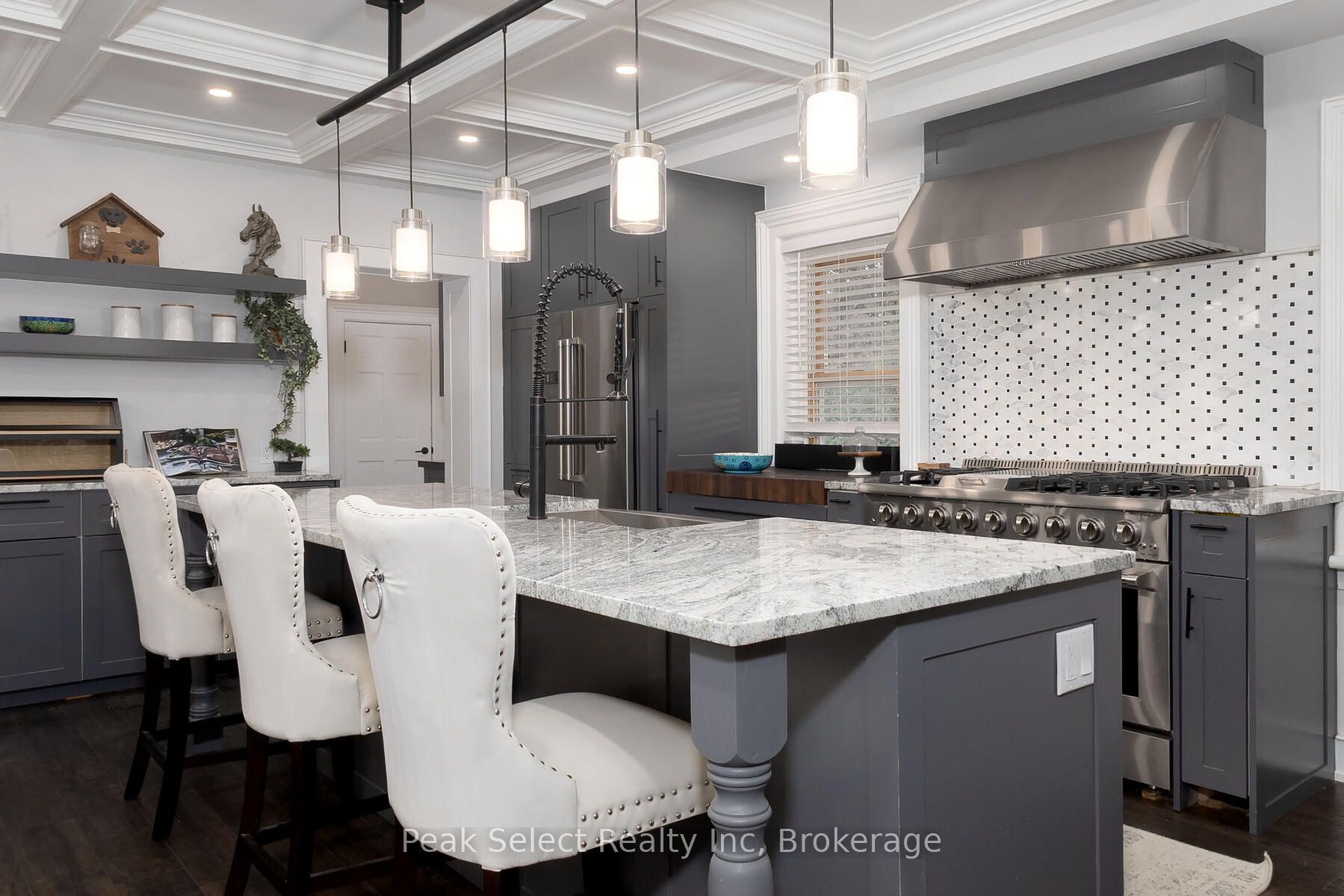 382 Queen Street E Property Photo 16
