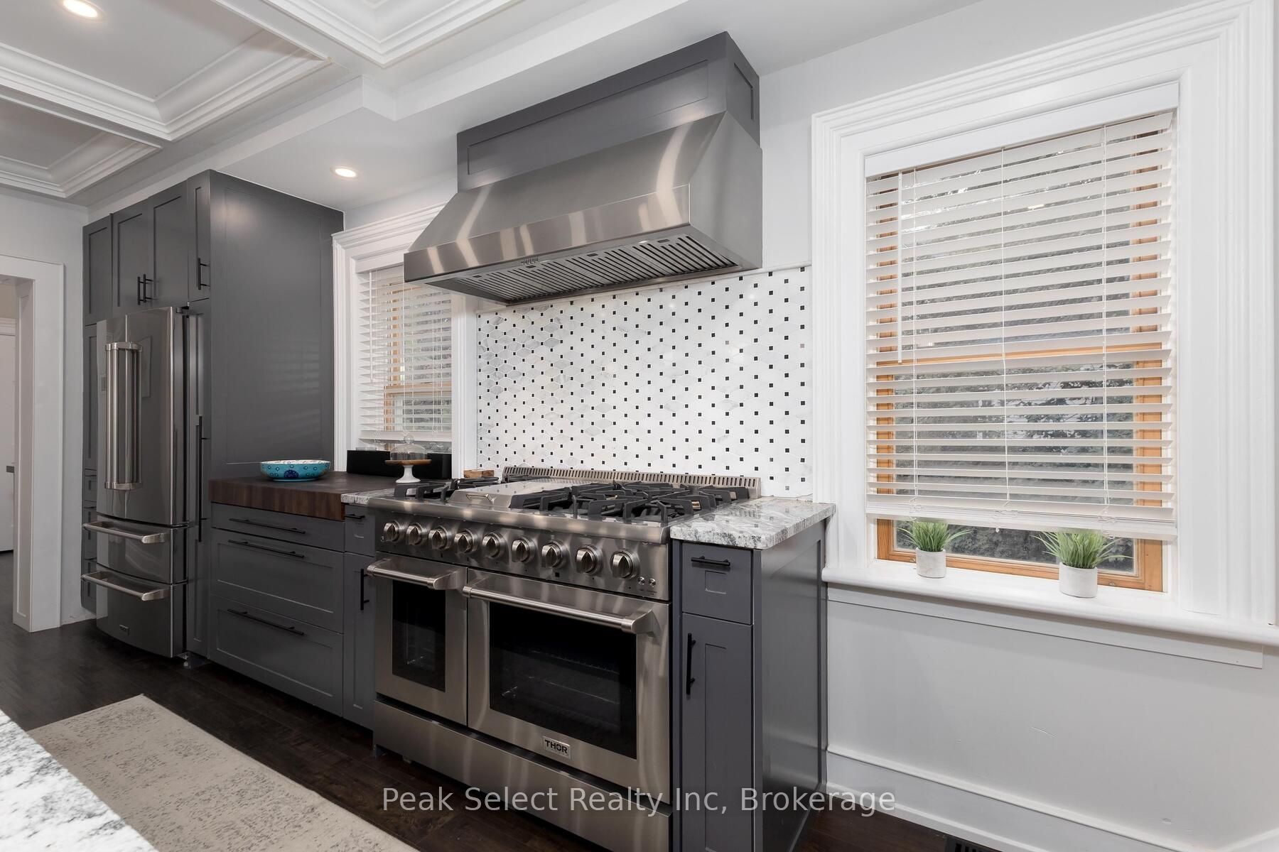 382 Queen Street E Property Photo 27