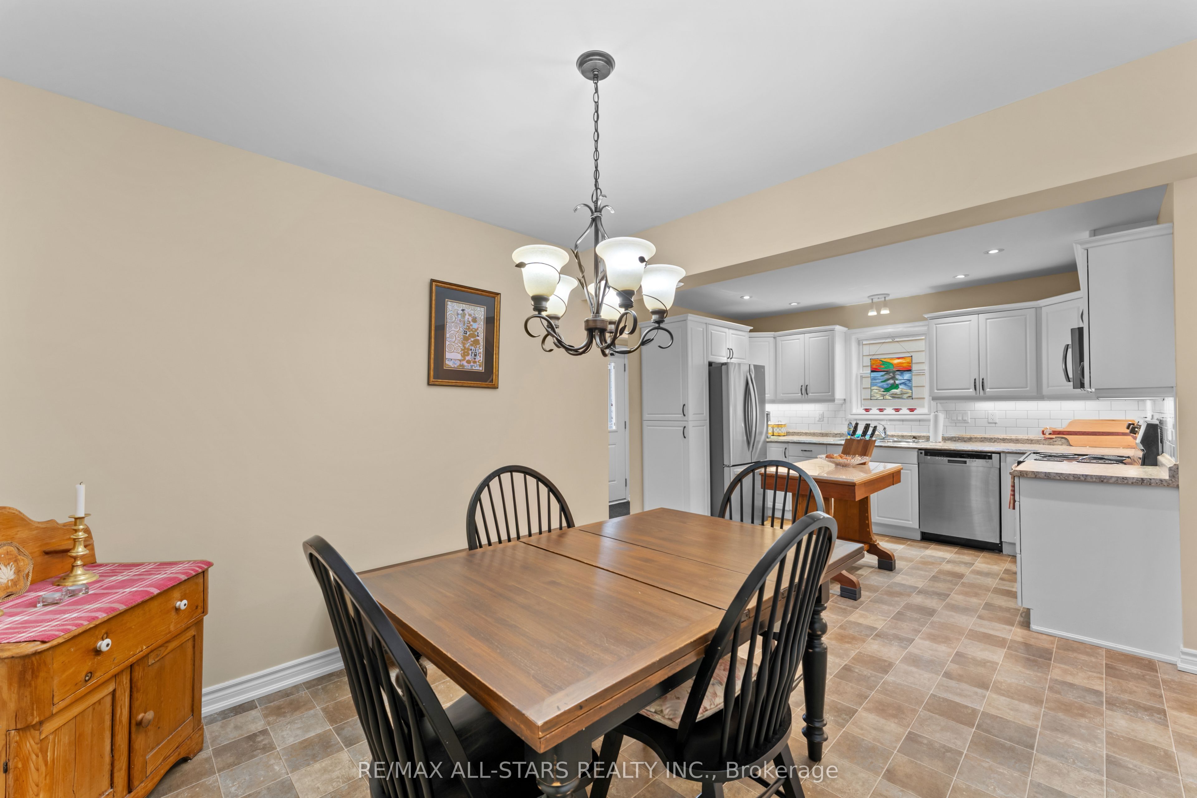 22 Deane Street Property Photo 7