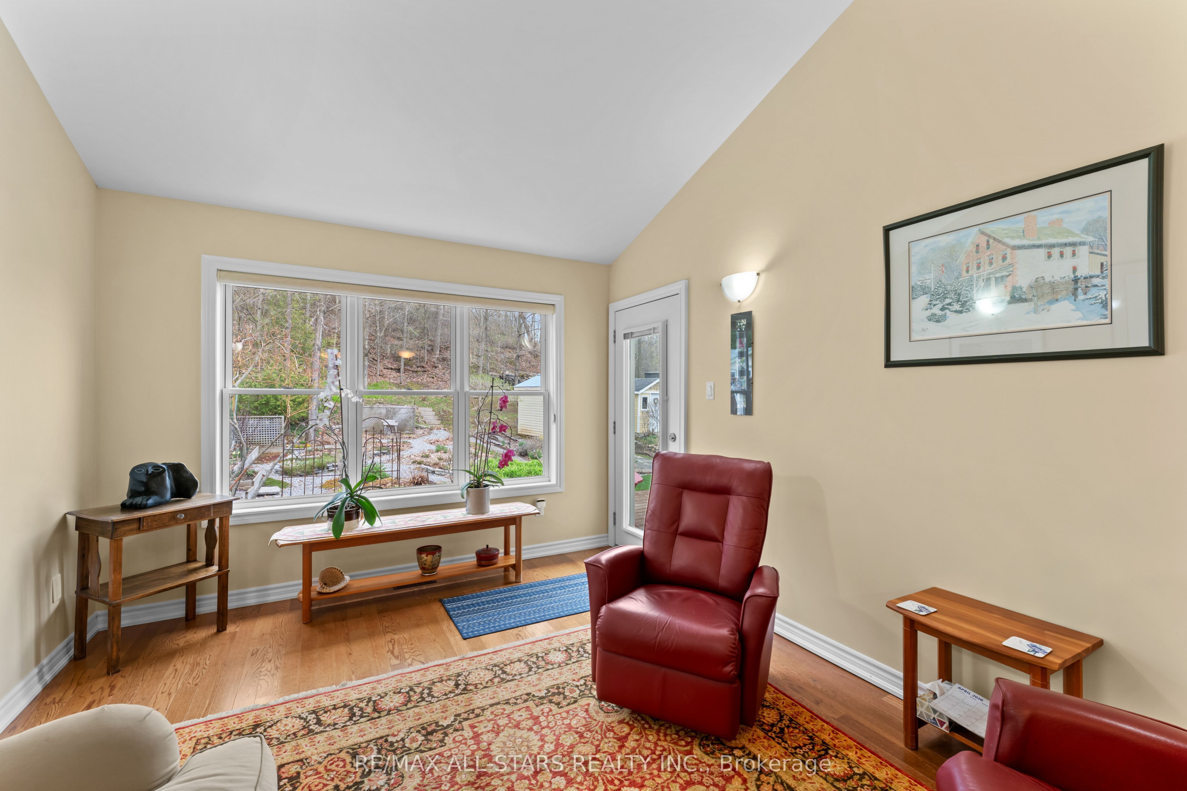 22 Deane Street Property Photo 9