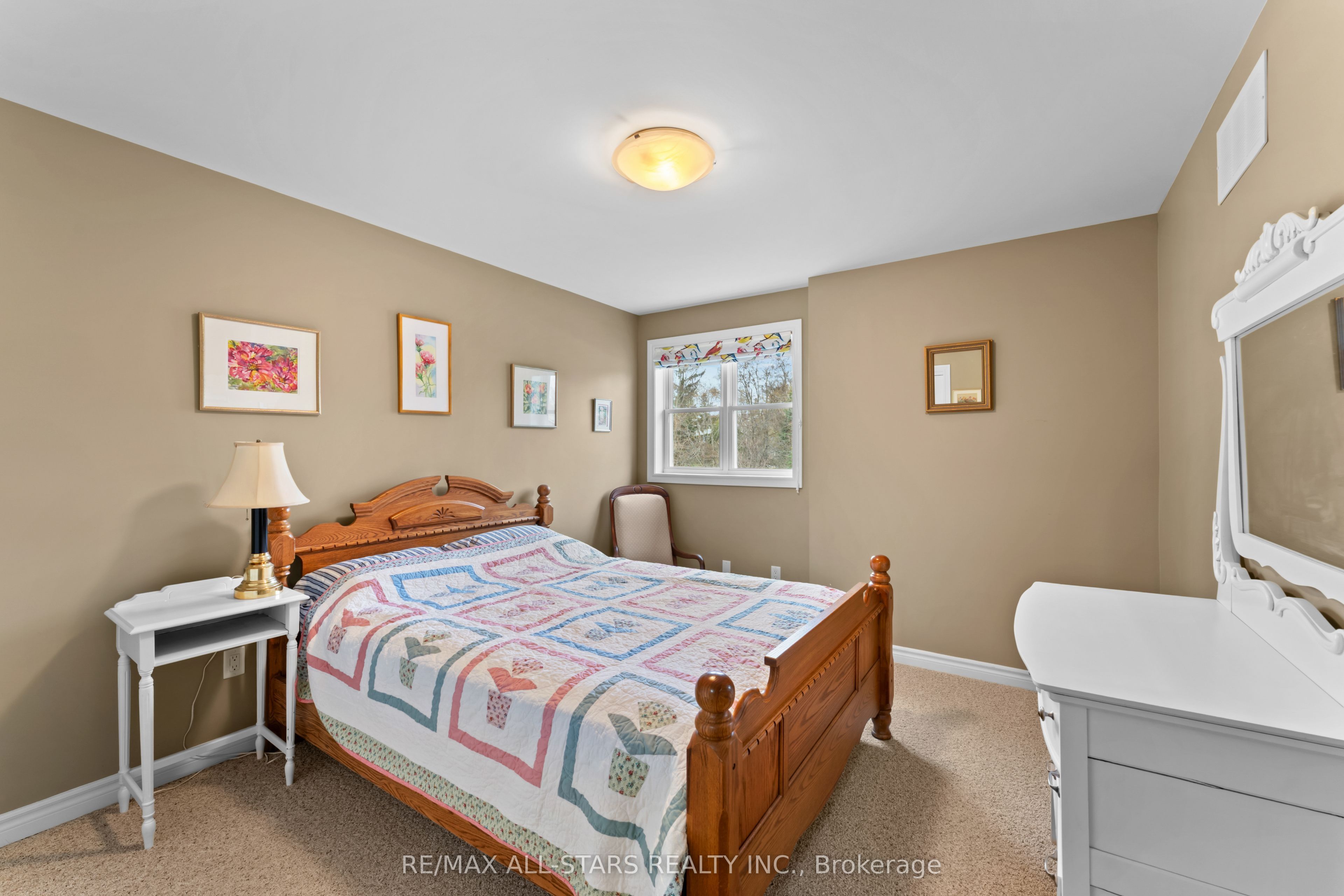 22 Deane Street Property Photo 20