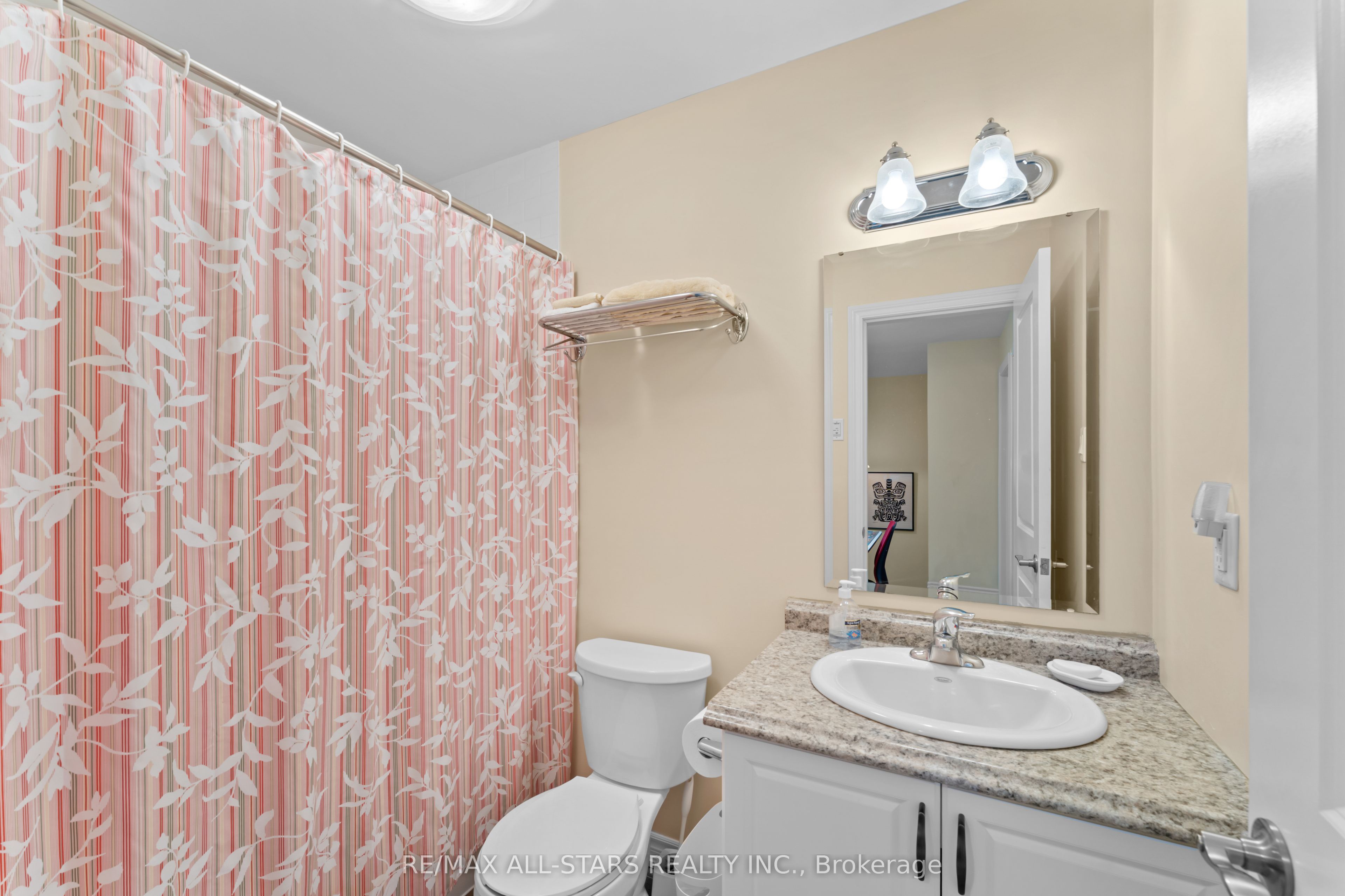 22 Deane Street Property Photo 21