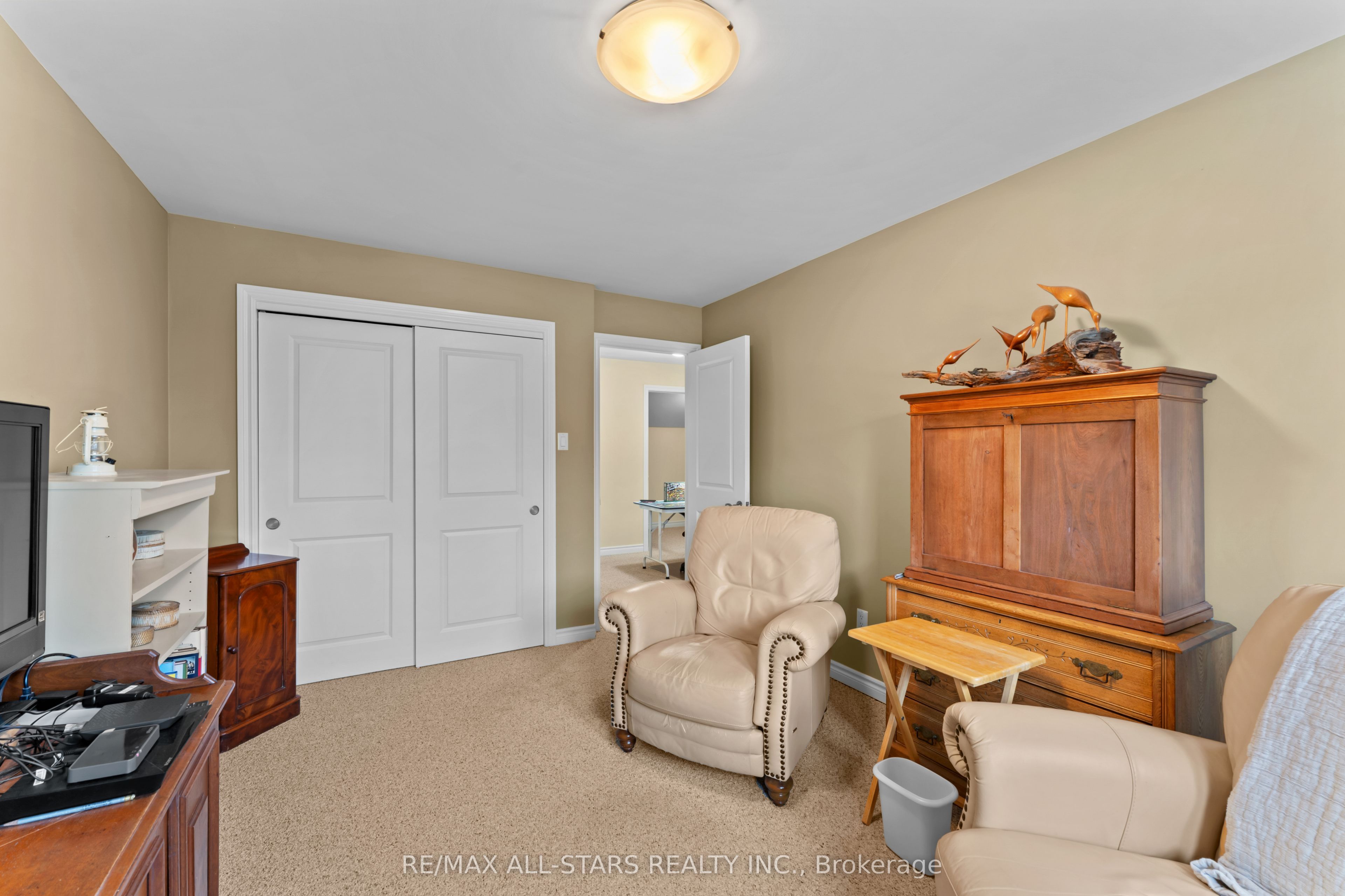 22 Deane Street Property Photo 23