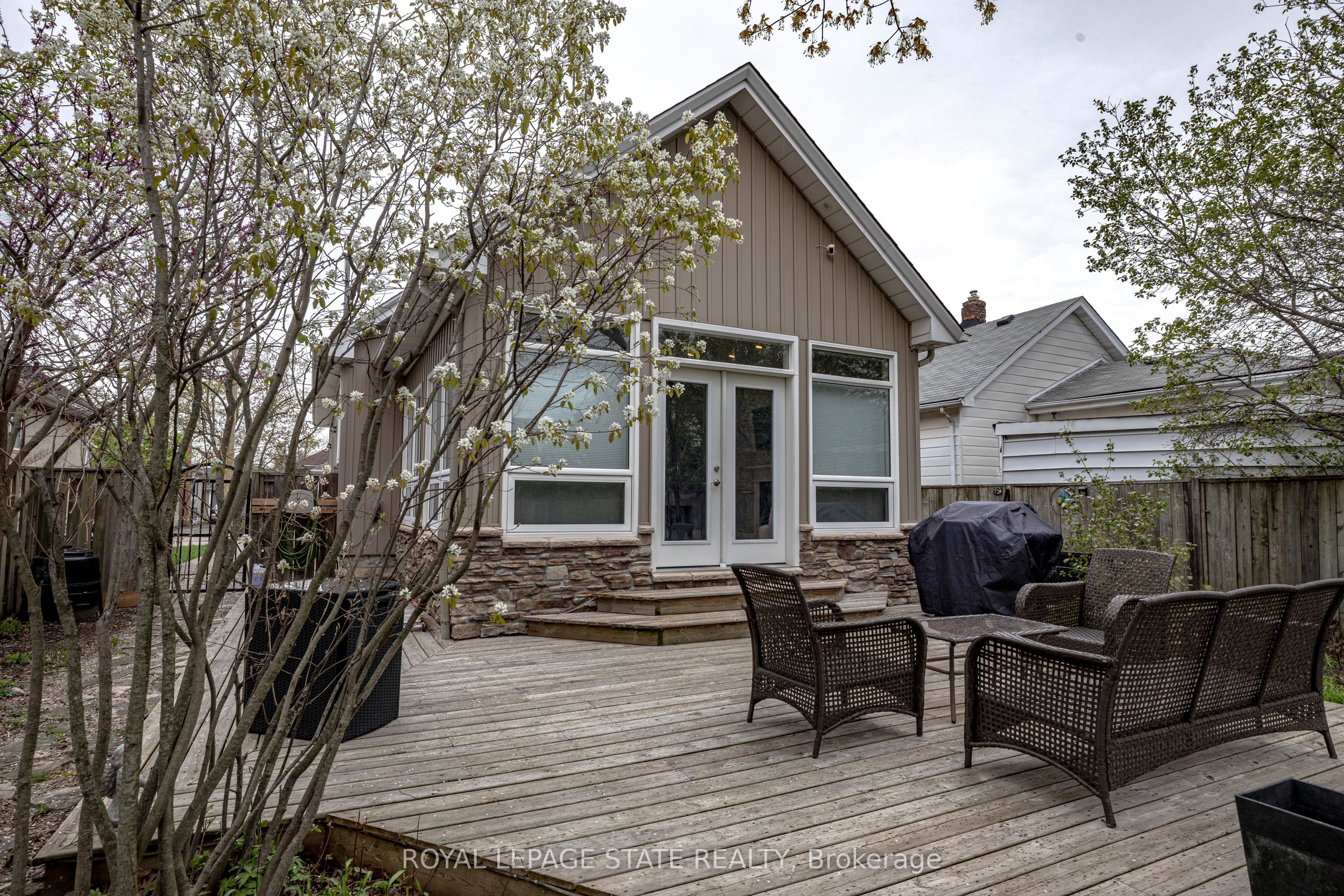 105 Highland Avenue Property Photo 49