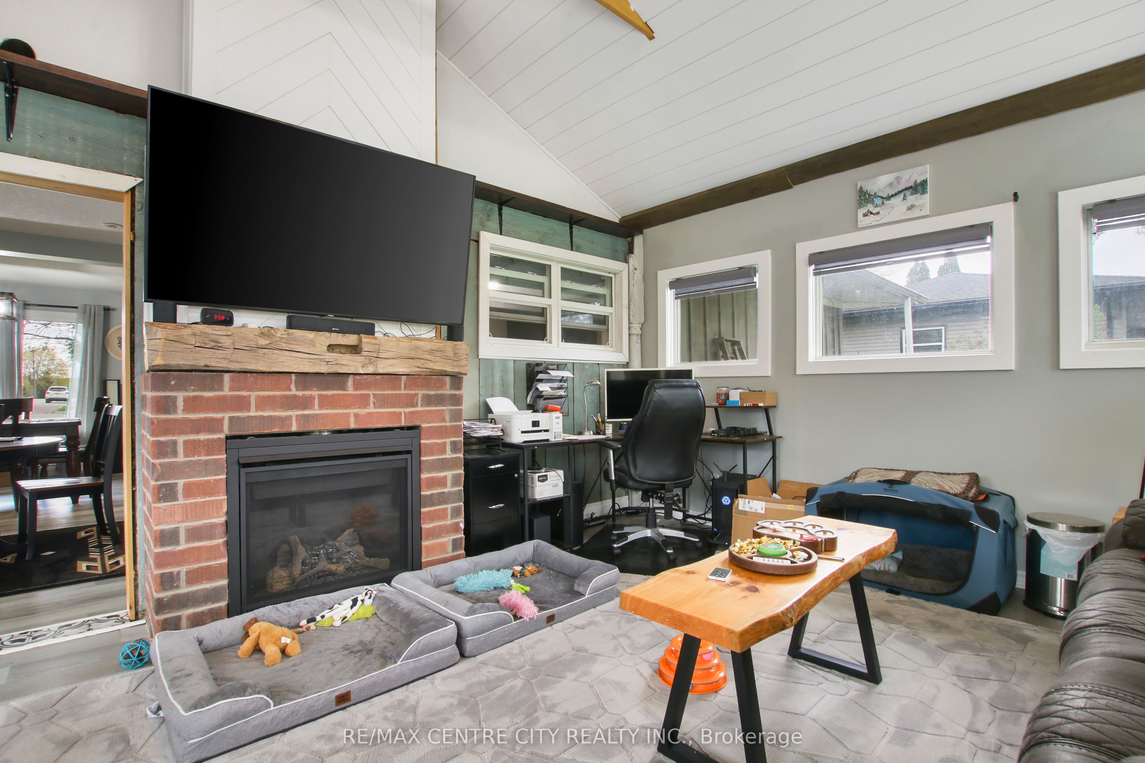 129 Duchess Avenue Property Photo 7