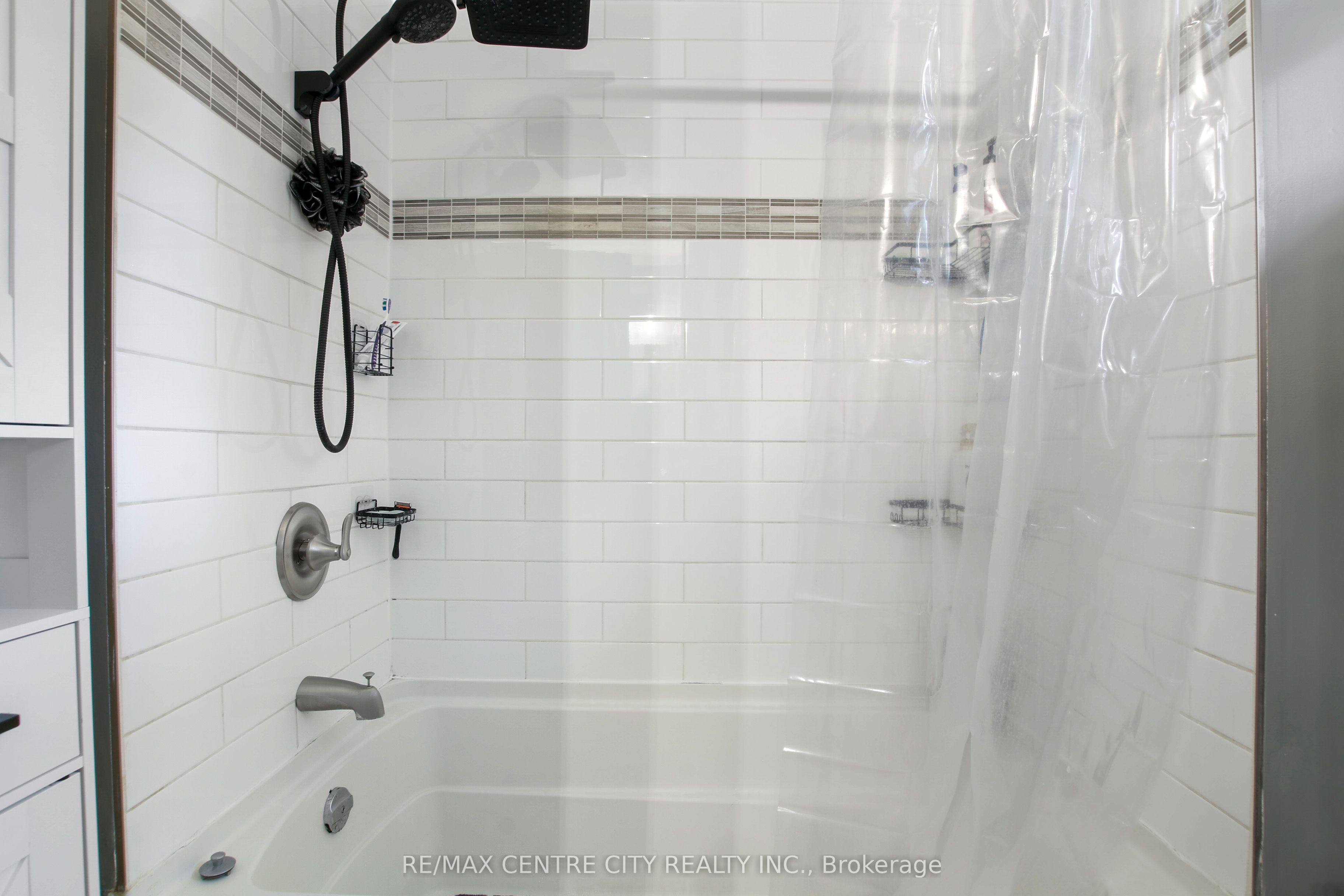 129 Duchess Avenue Property Photo 12