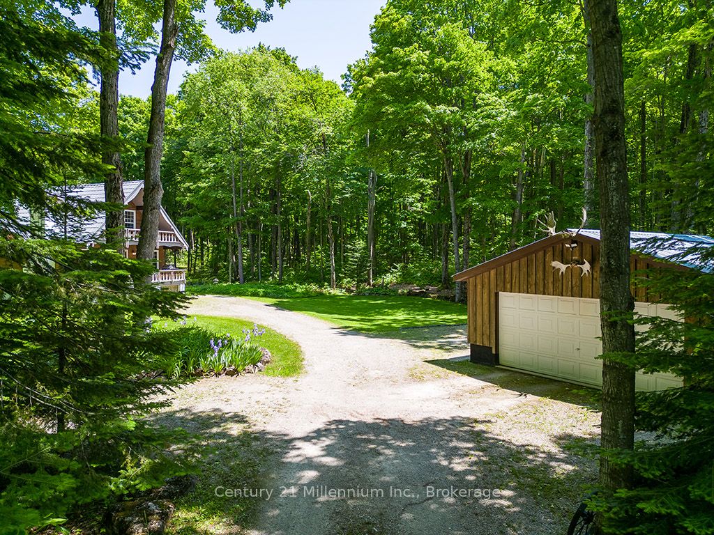 495115 Grey 2 Road Property Photo 3