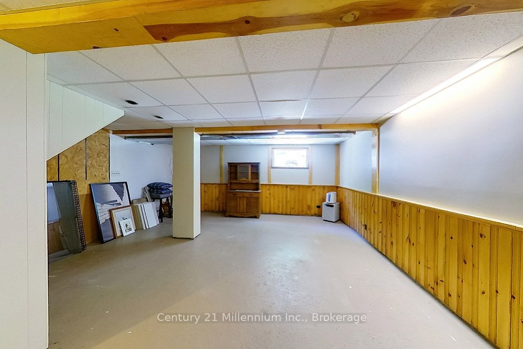 495115 Grey 2 Road Property Photo 32
