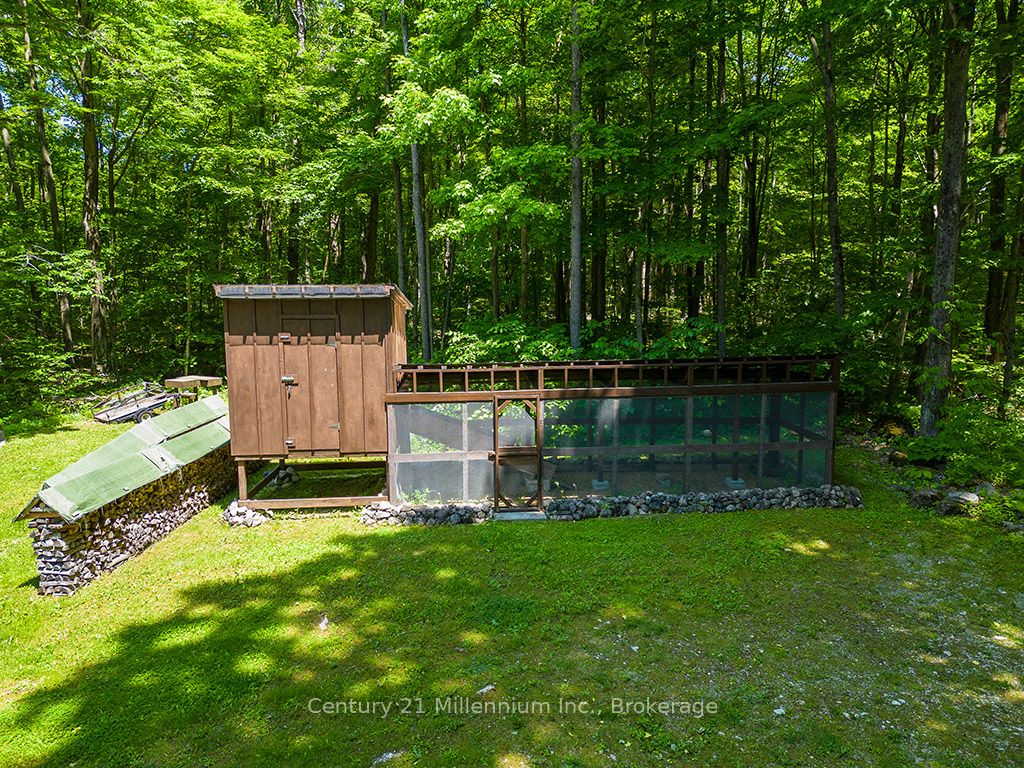 495115 Grey 2 Road Property Photo 42