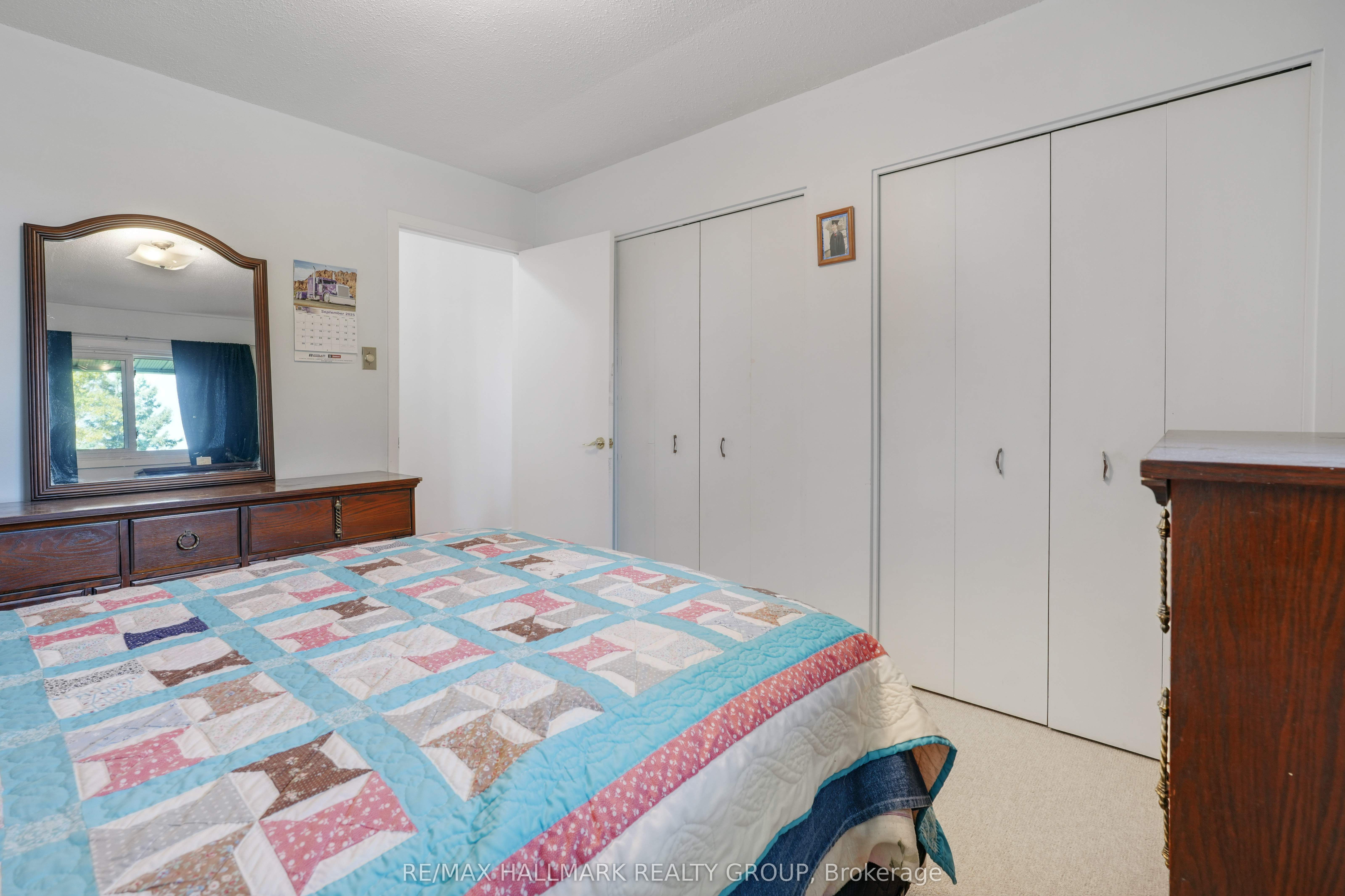 5758 Third Line Road N Property Photo 17