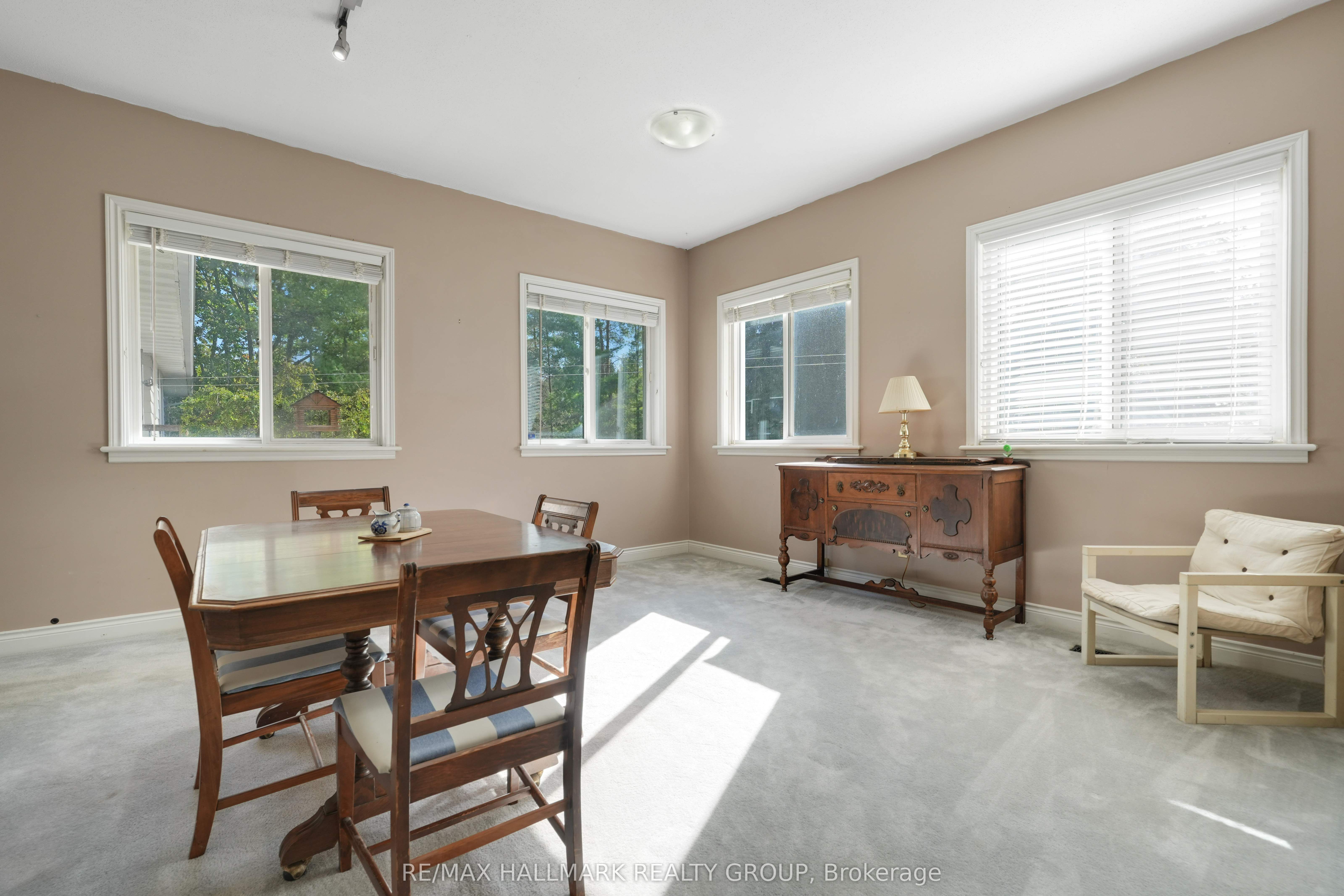 5758 Third Line Road N Property Photo 25