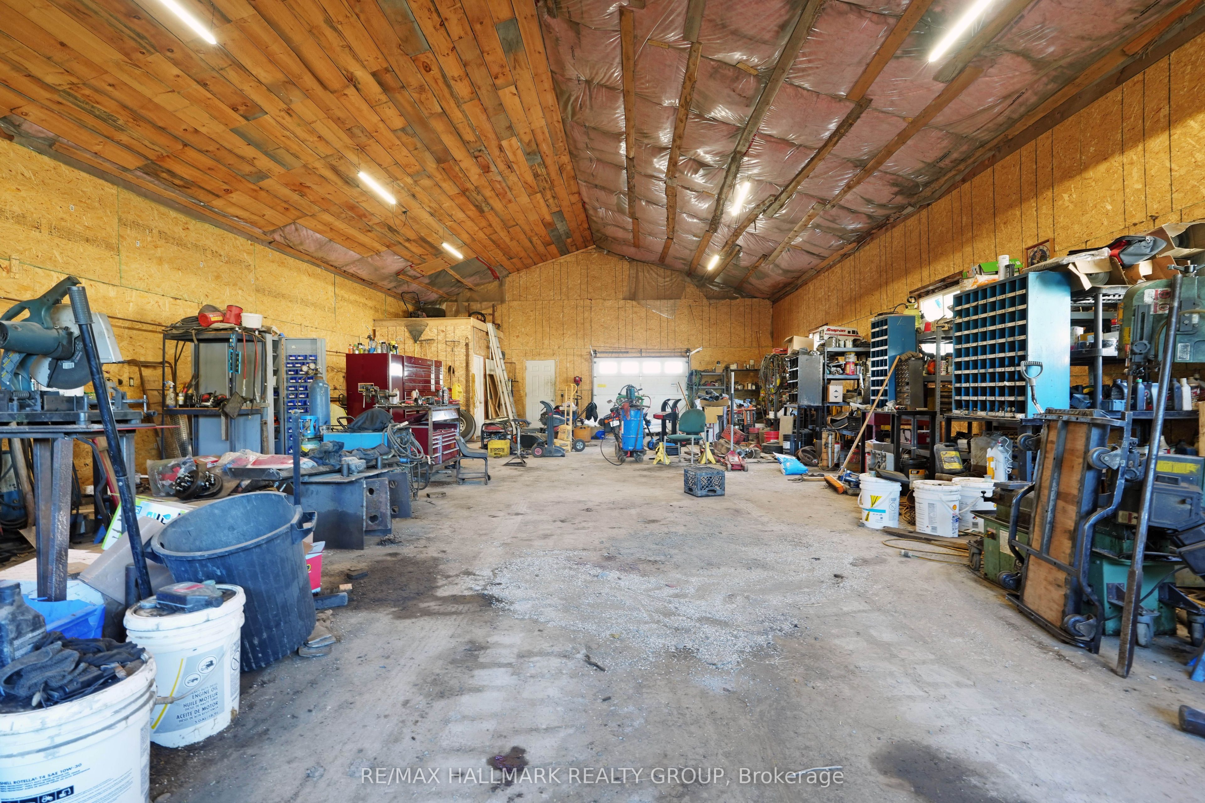 5758 Third Line Road N Property Photo 39