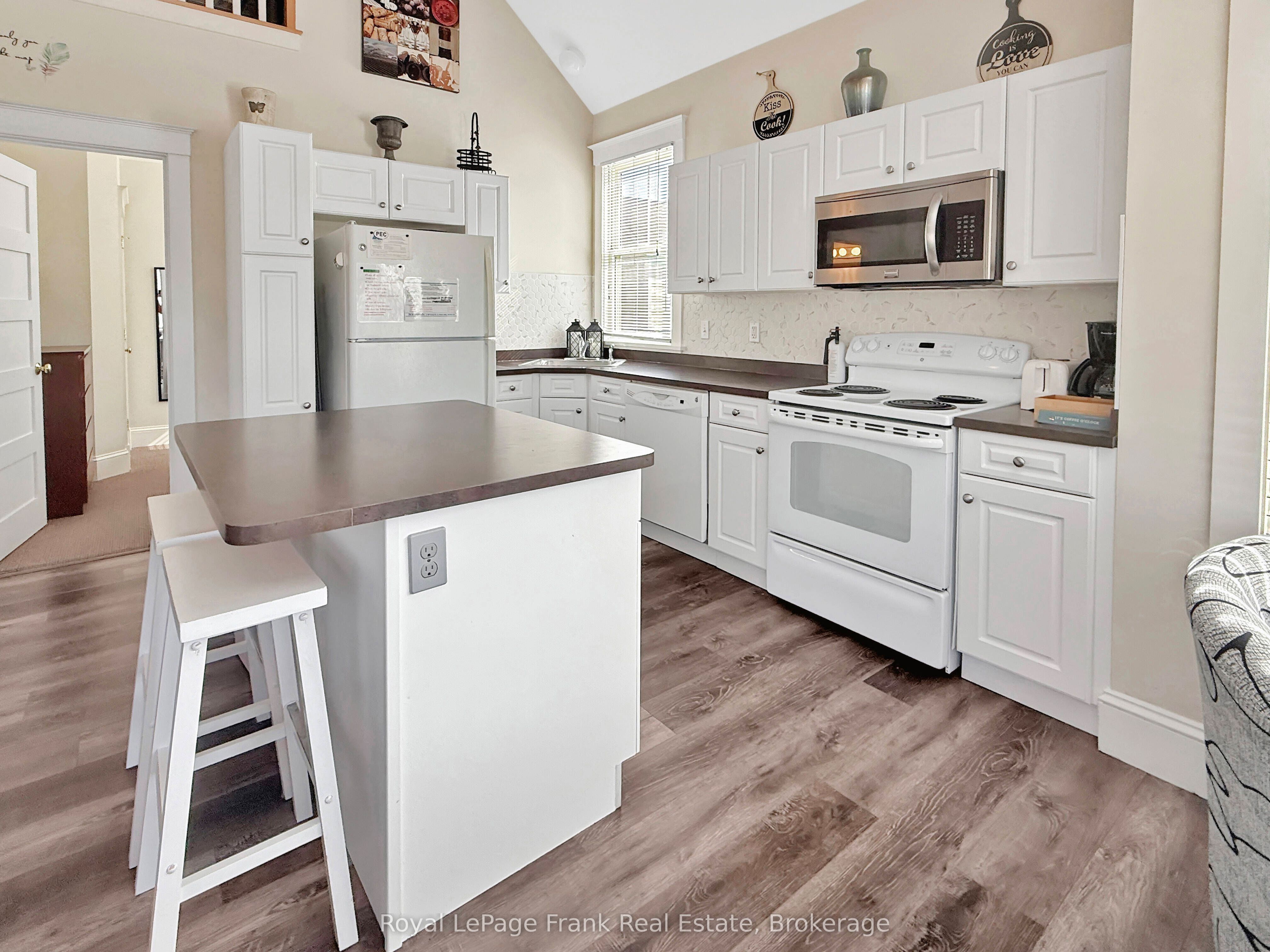 34 Meadow View Lane Property Photo 6