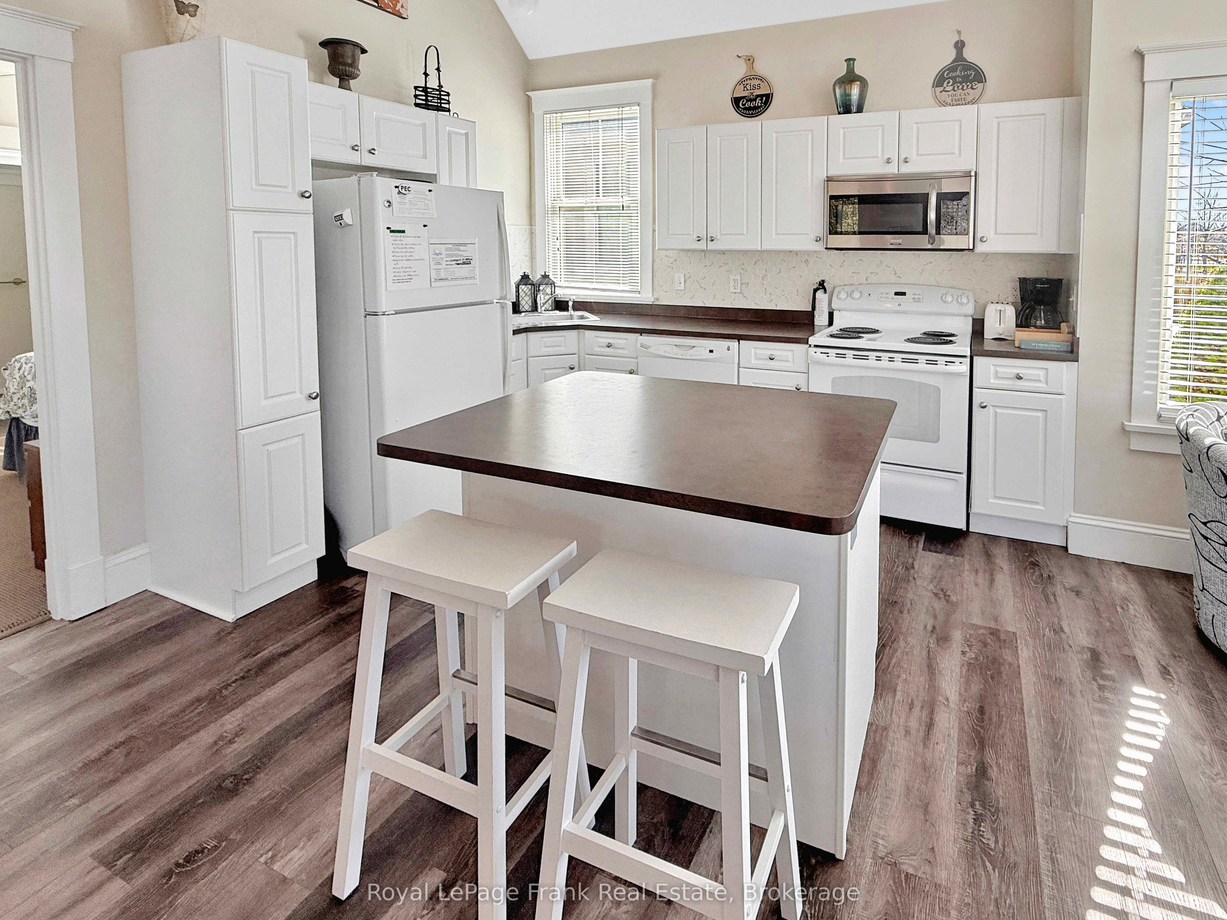 34 Meadow View Lane Property Photo 8