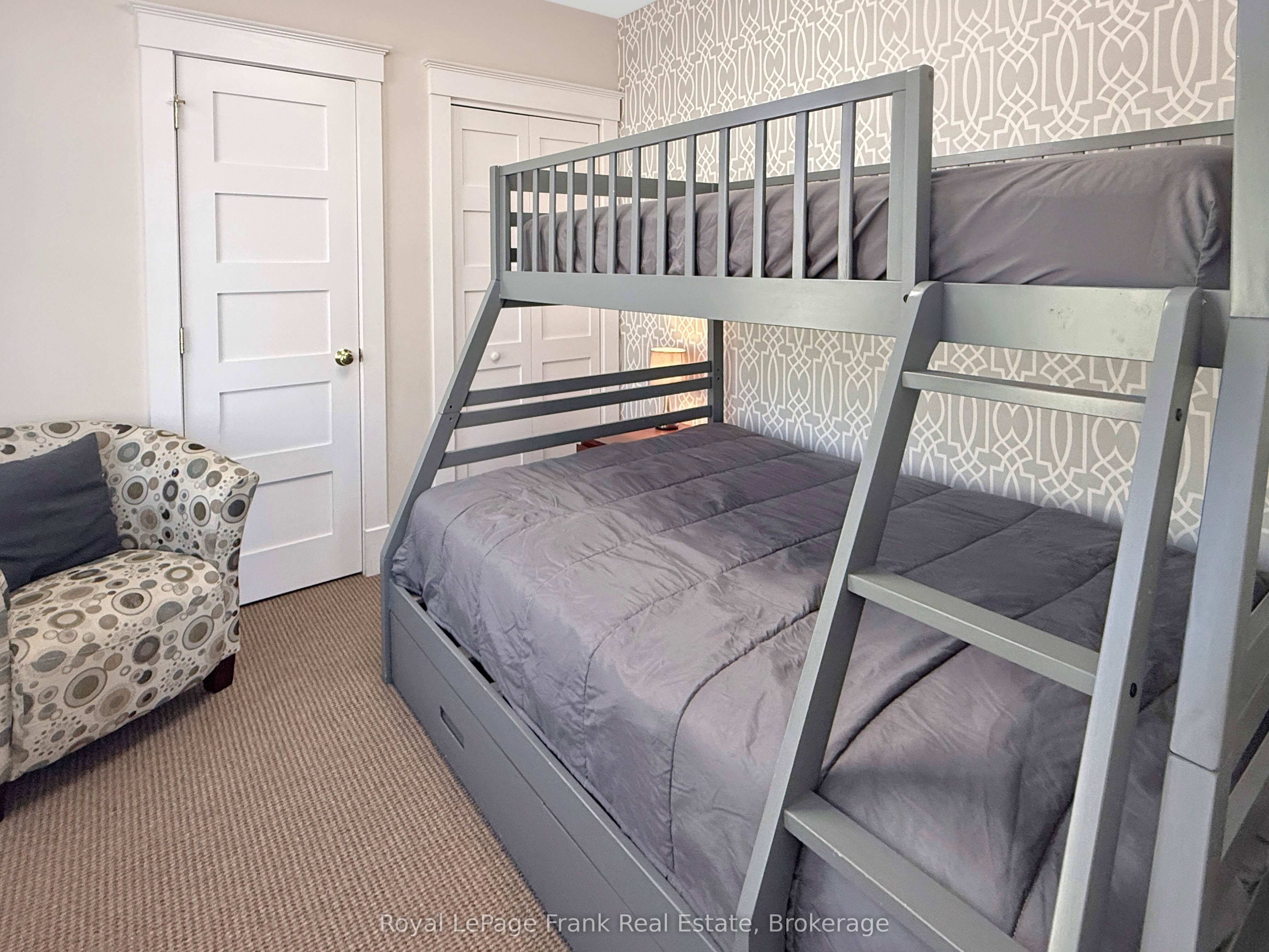 34 Meadow View Lane Property Photo 16