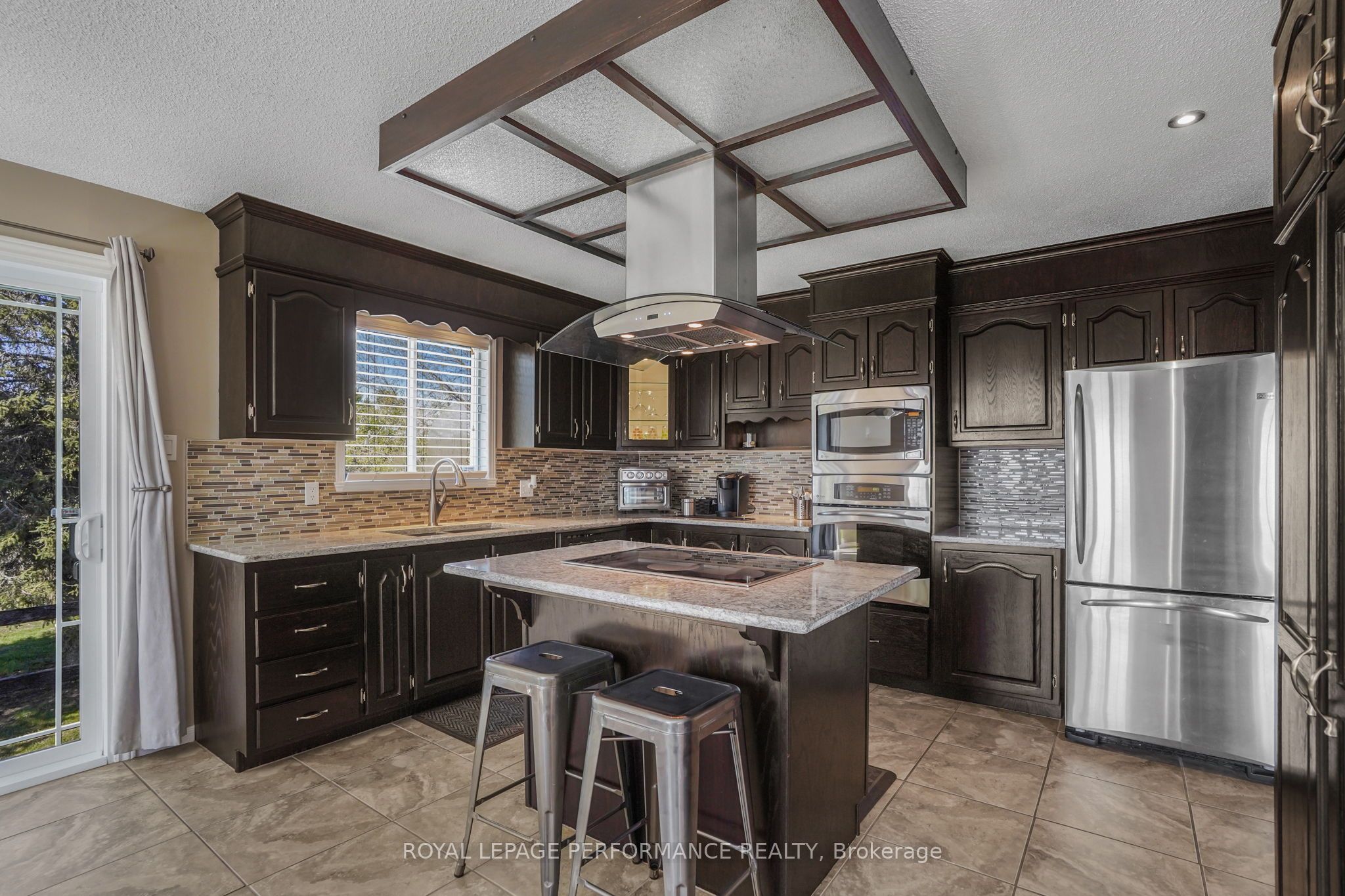 1658 600 Route W Property Photo 3