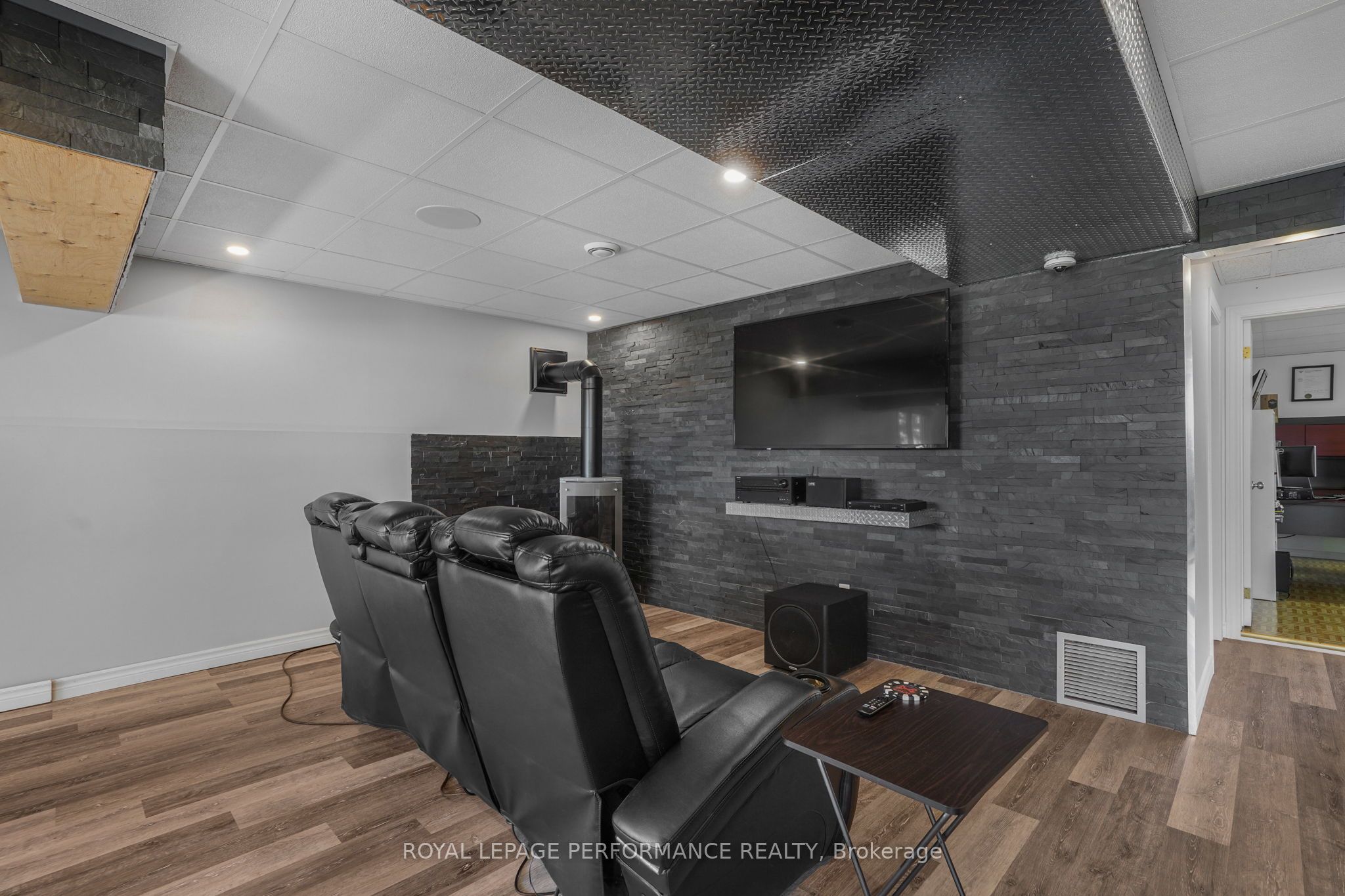 1658 600 Route W Property Photo 22