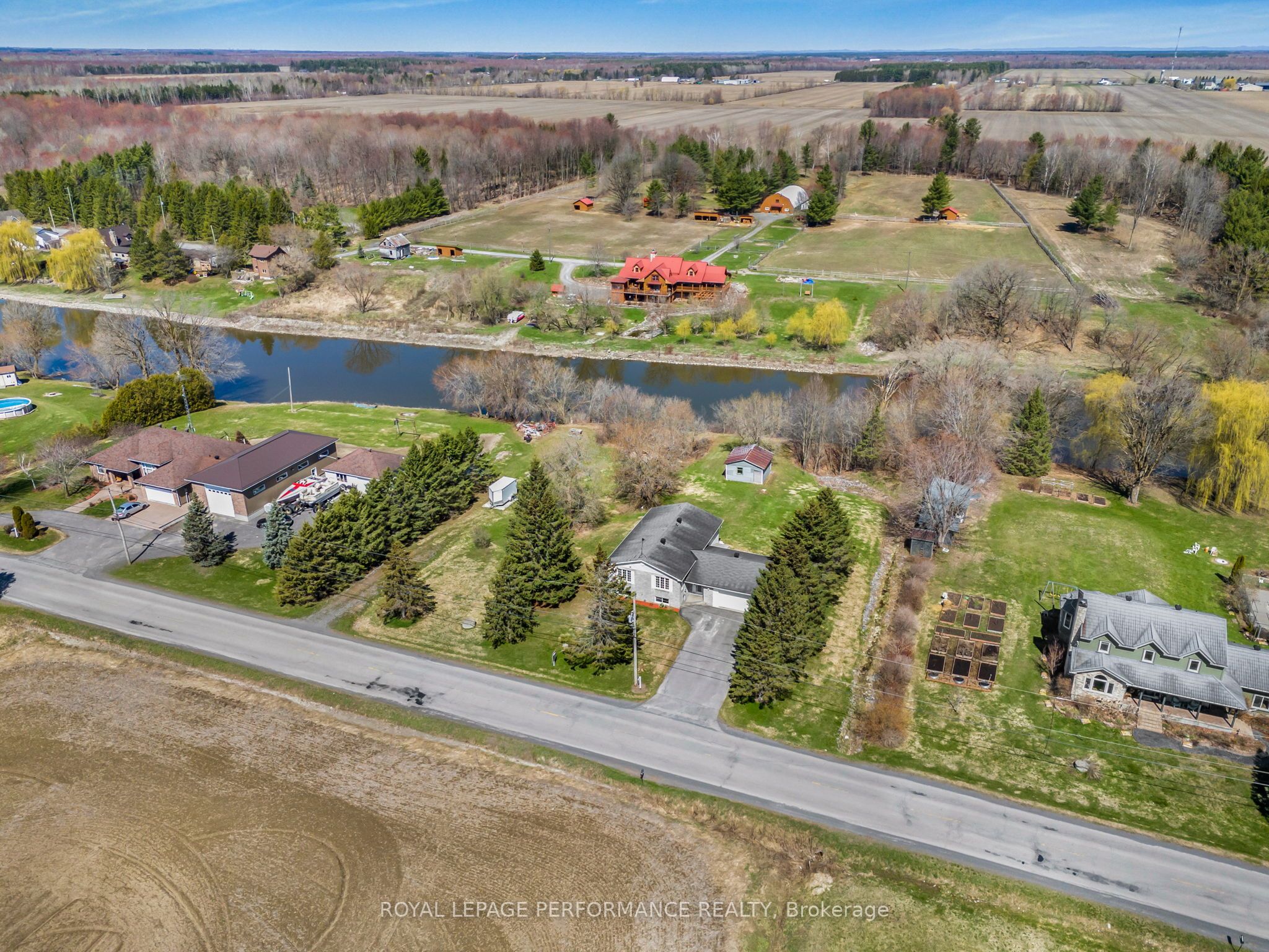 1658 600 Route W Property Photo 32