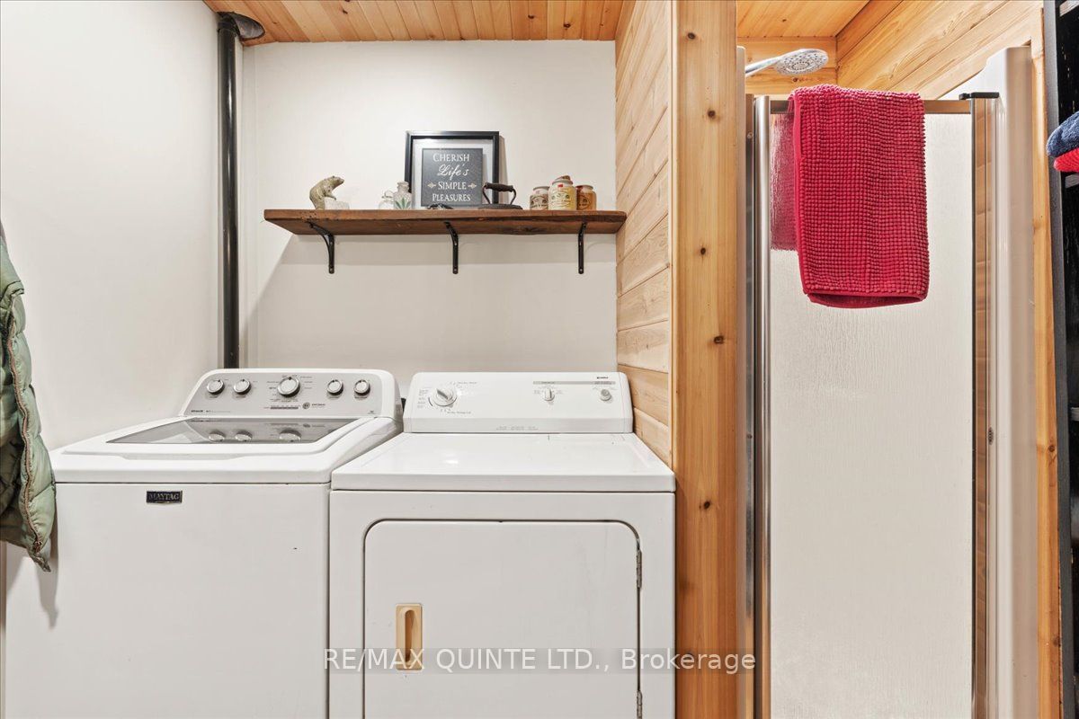 15775 Loyalist Parkway Property Photo 7