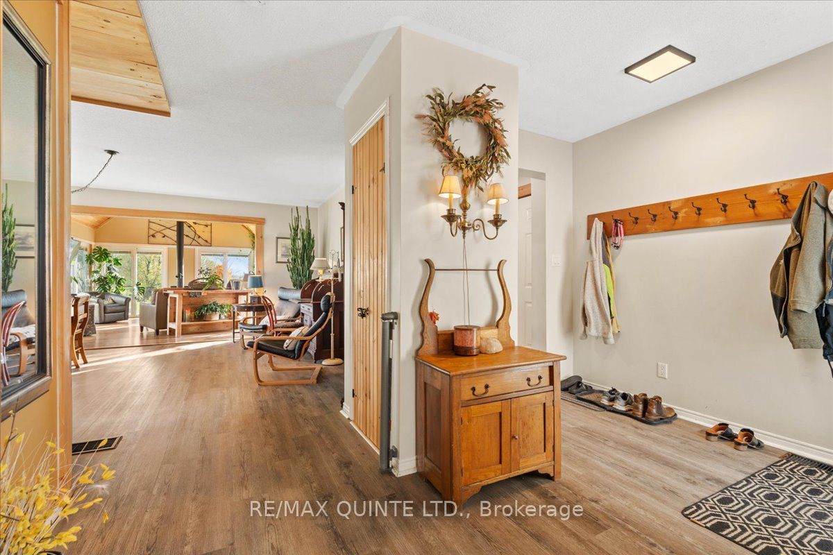 15775 Loyalist Parkway Property Photo 8
