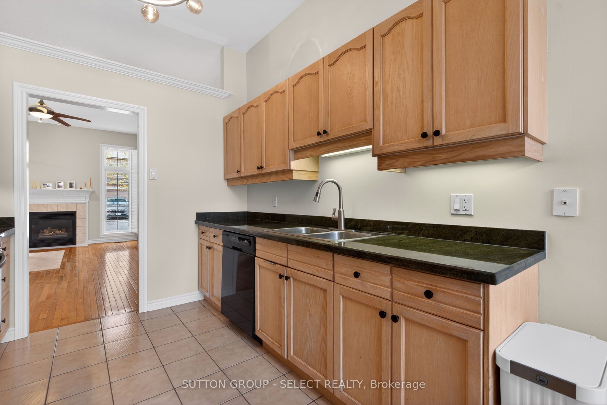 270 North Centre Road 5 Property Photo 8