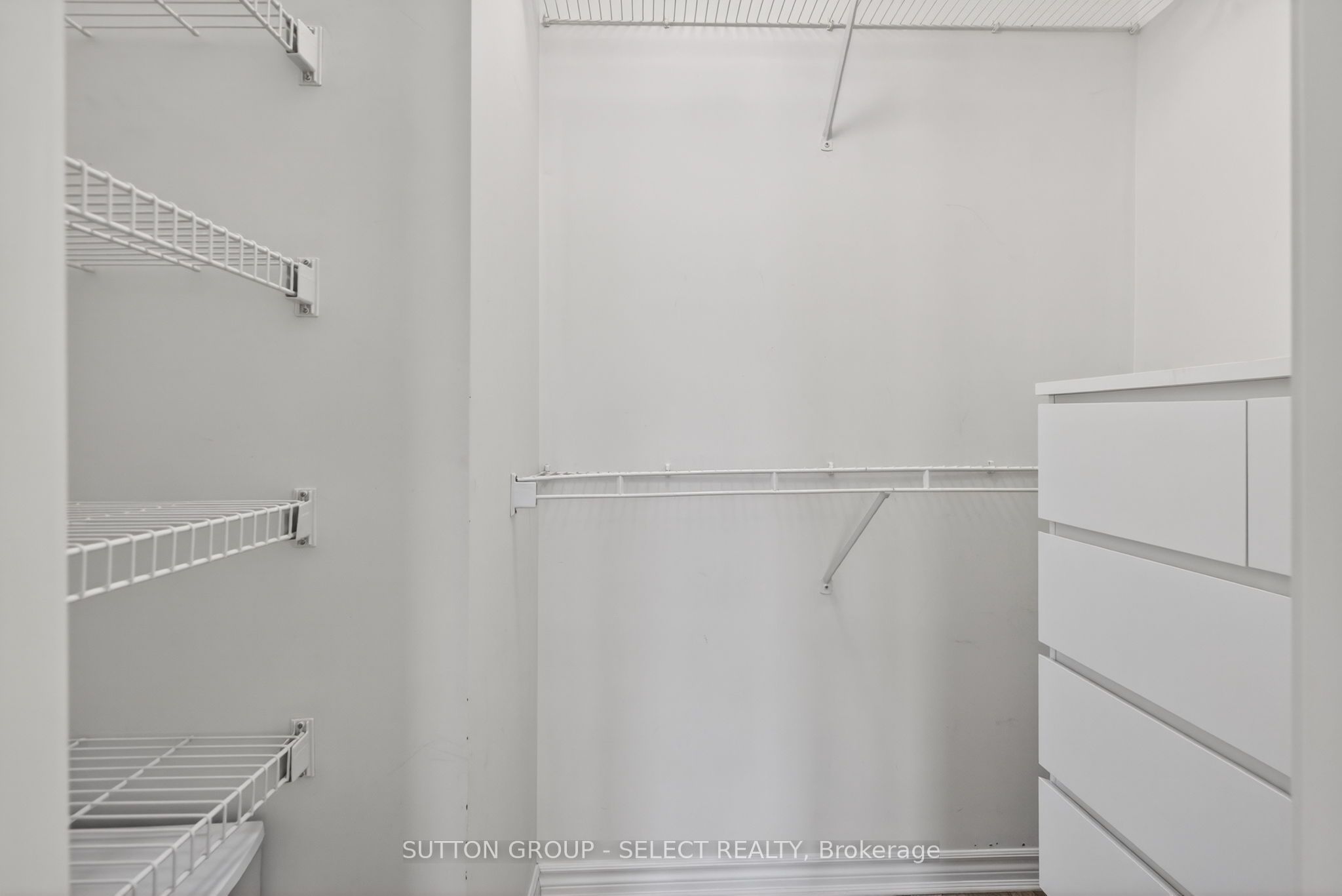 270 North Centre Road 5 Property Photo 19