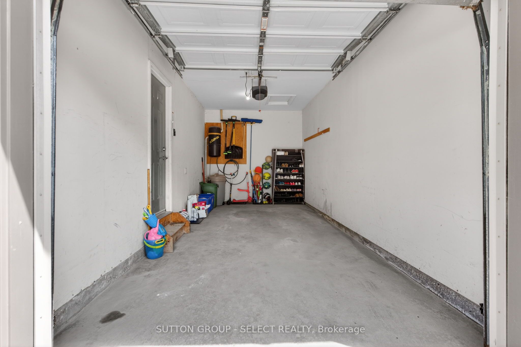 270 North Centre Road 5 Property Photo 32