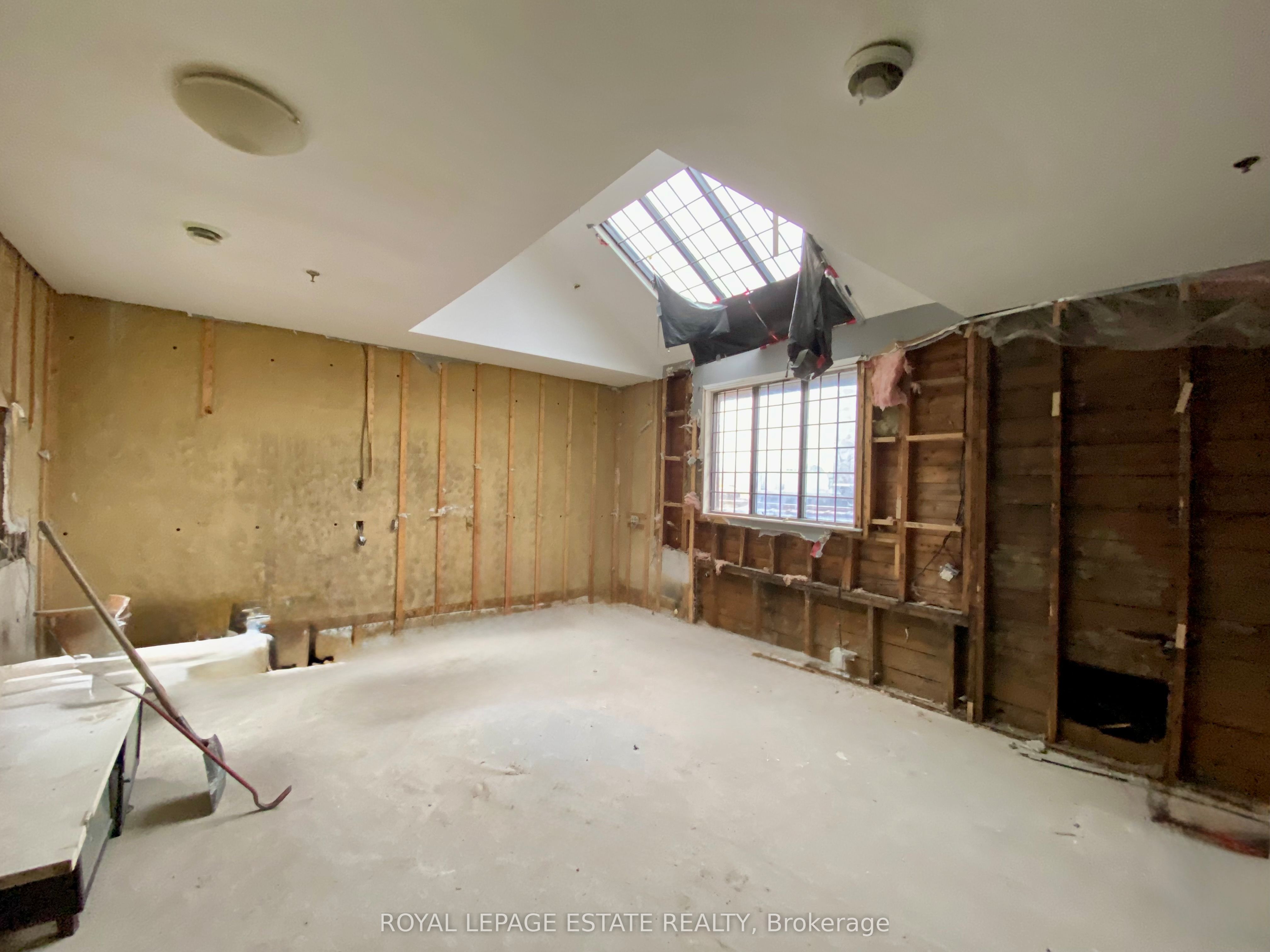 232 Front Street Property Photo 20