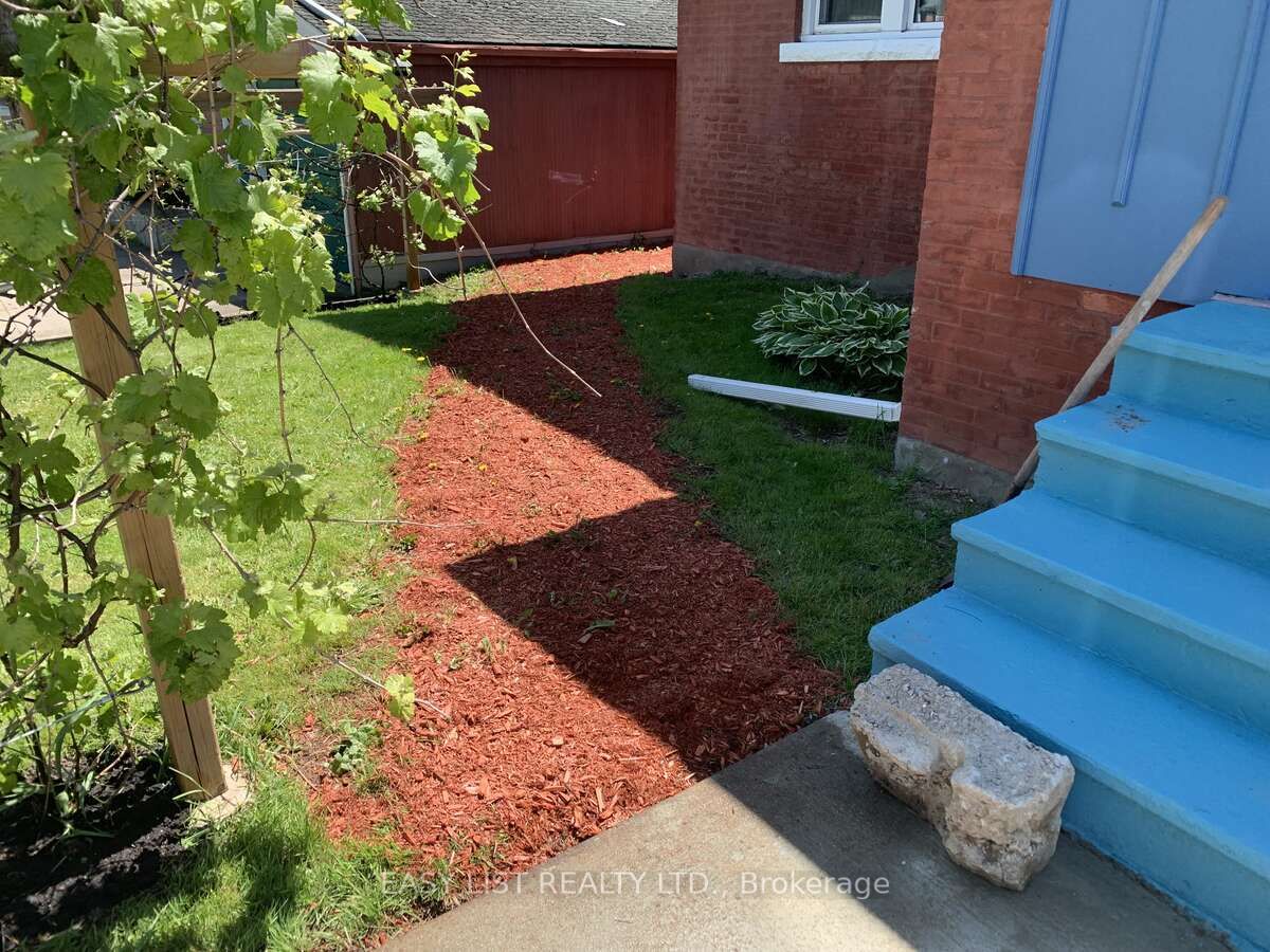 4322 Bampfield Street Property Photo 2
