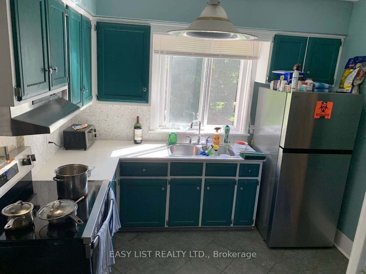 4322 Bampfield Street Property Photo 10